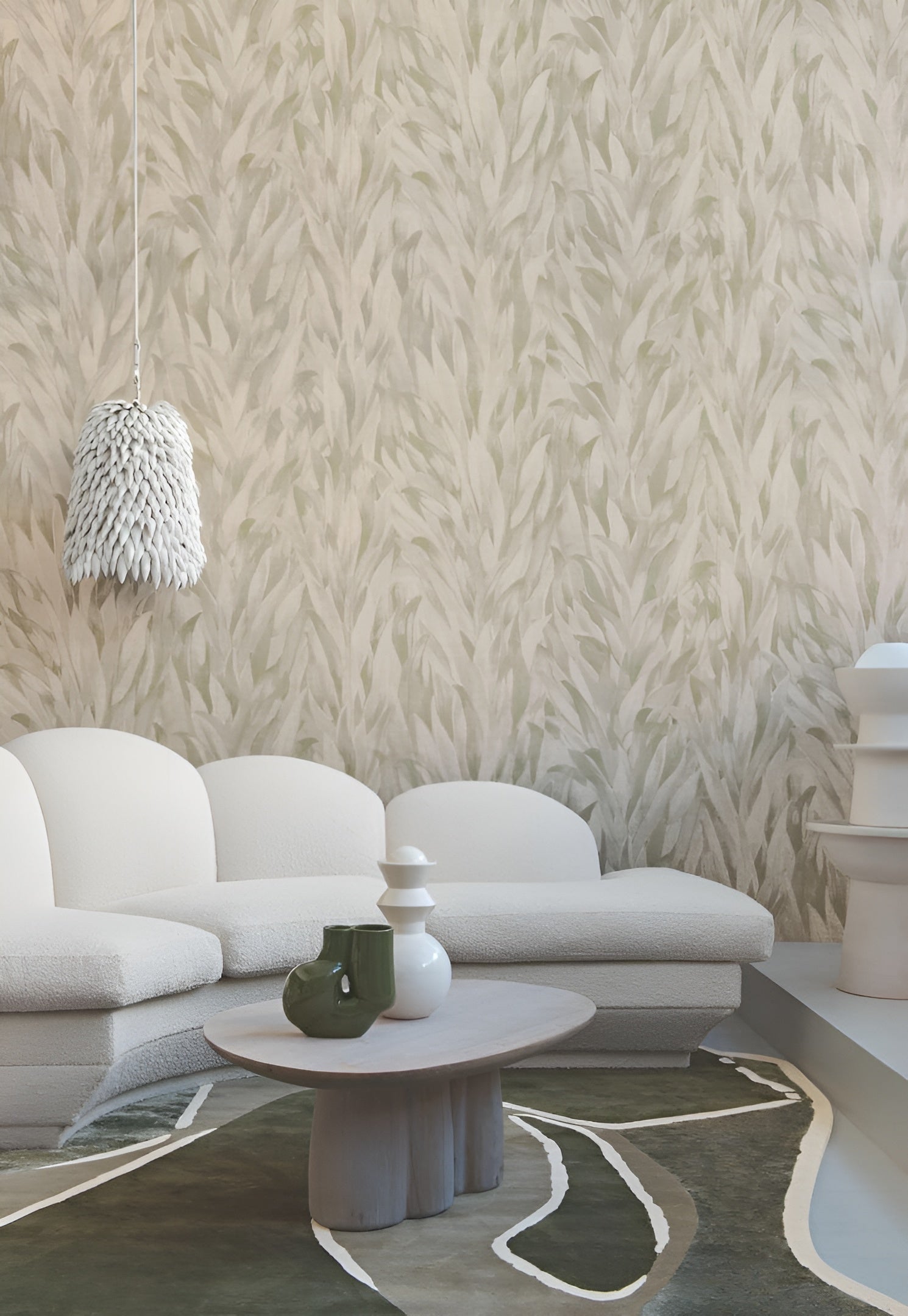 Textile wallpaper with a plant leaf pattern NOLINE - GRÈGE gray with beige