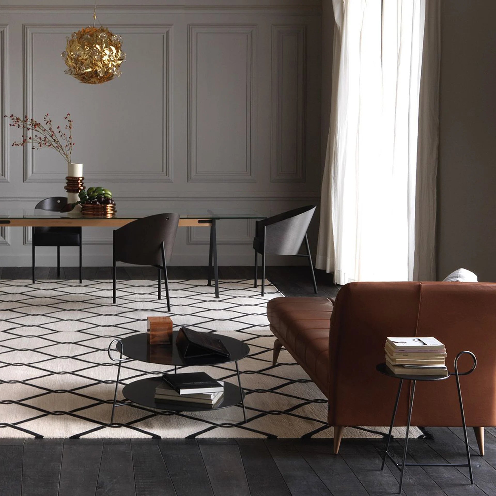 Carmina carmina coffee table