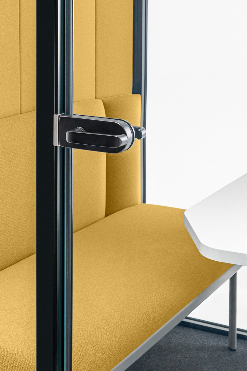 4-person acoustic booth CODA