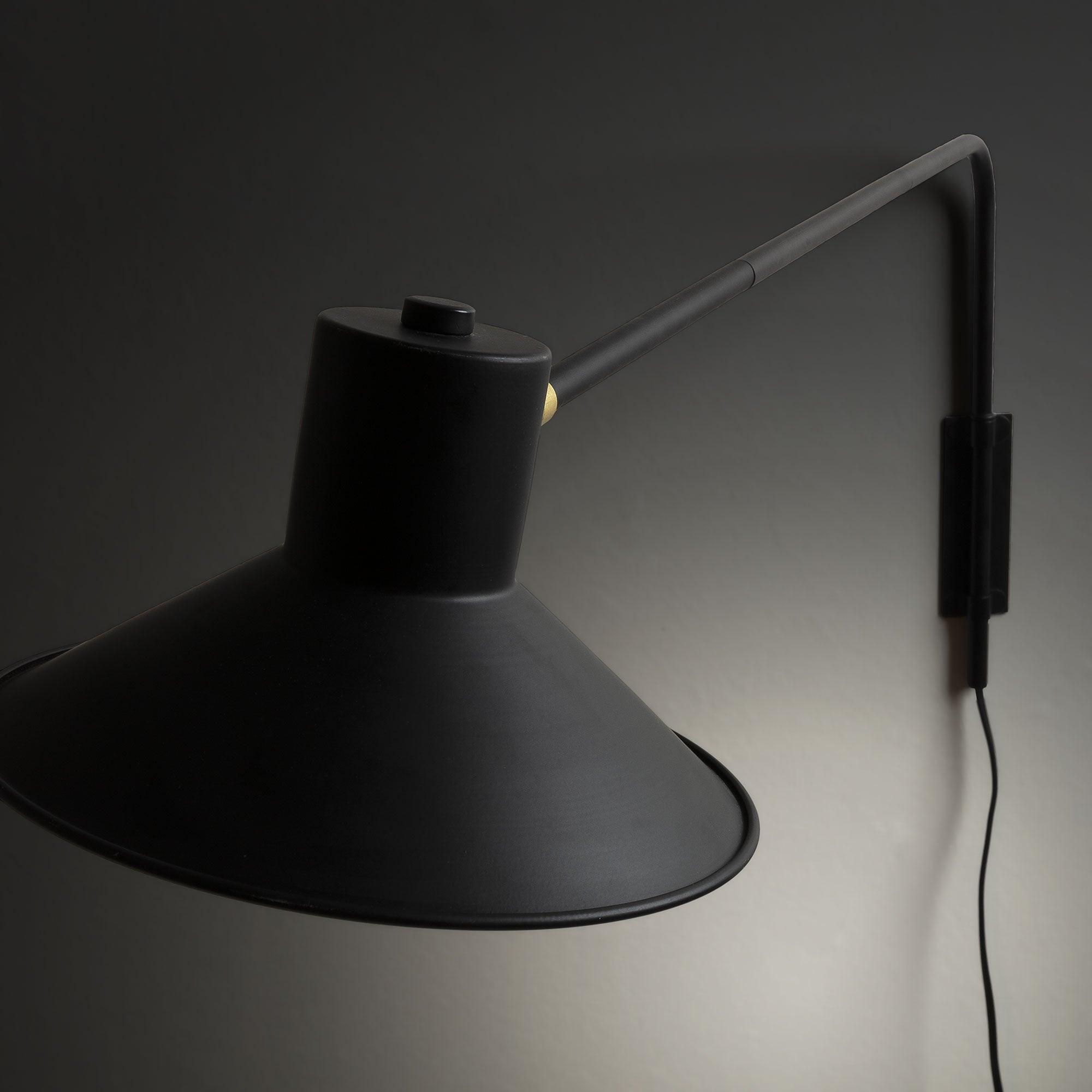 Duża lampa ścienna ARIA czarny La Forma Eye on Design