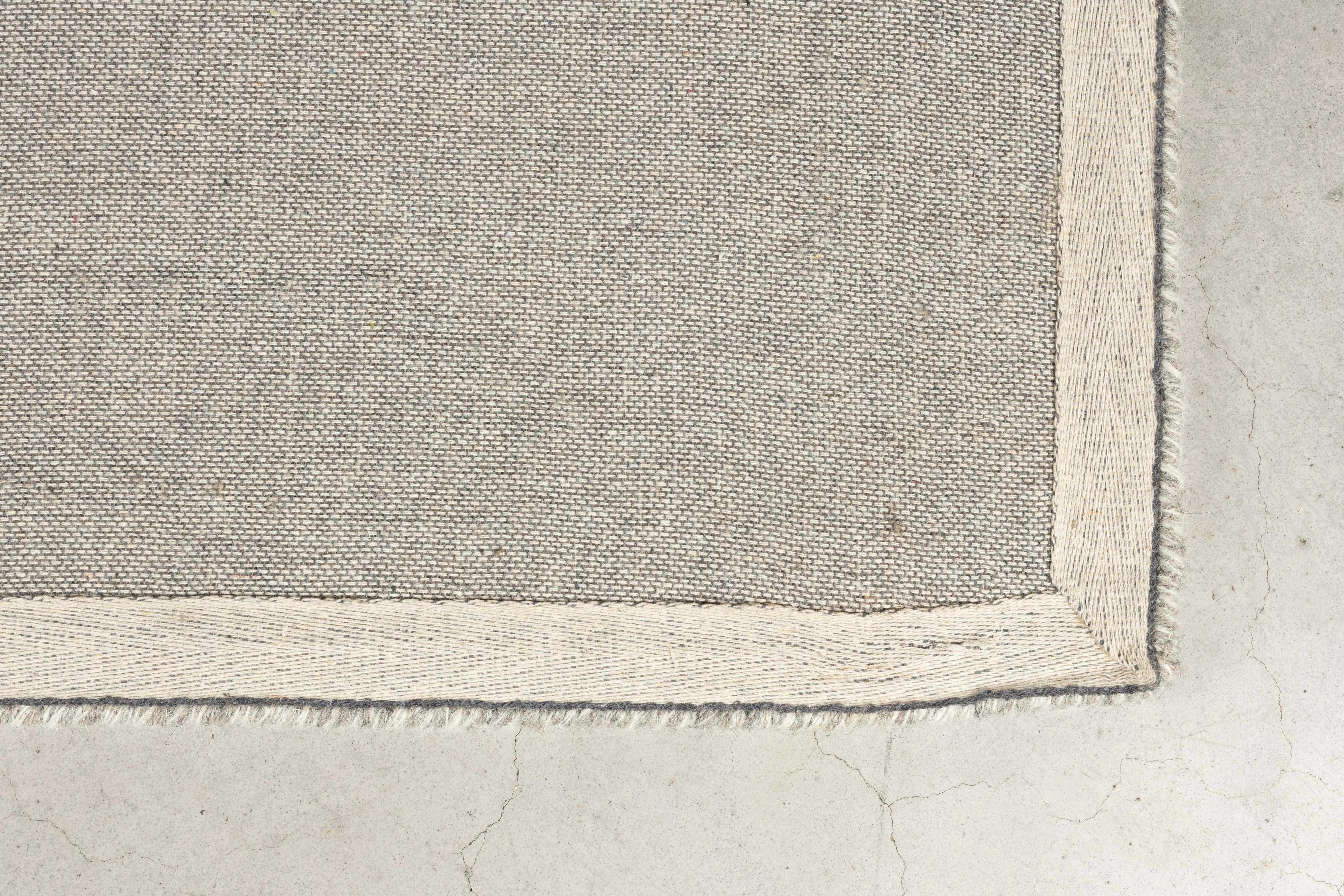 Dywan FRANTIC szary Zuiver Eye on Design