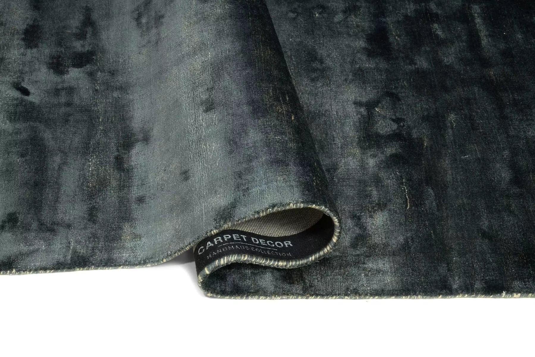 Dywan PLAIN ciemnoniebieski Carpet Decor Eye on Design