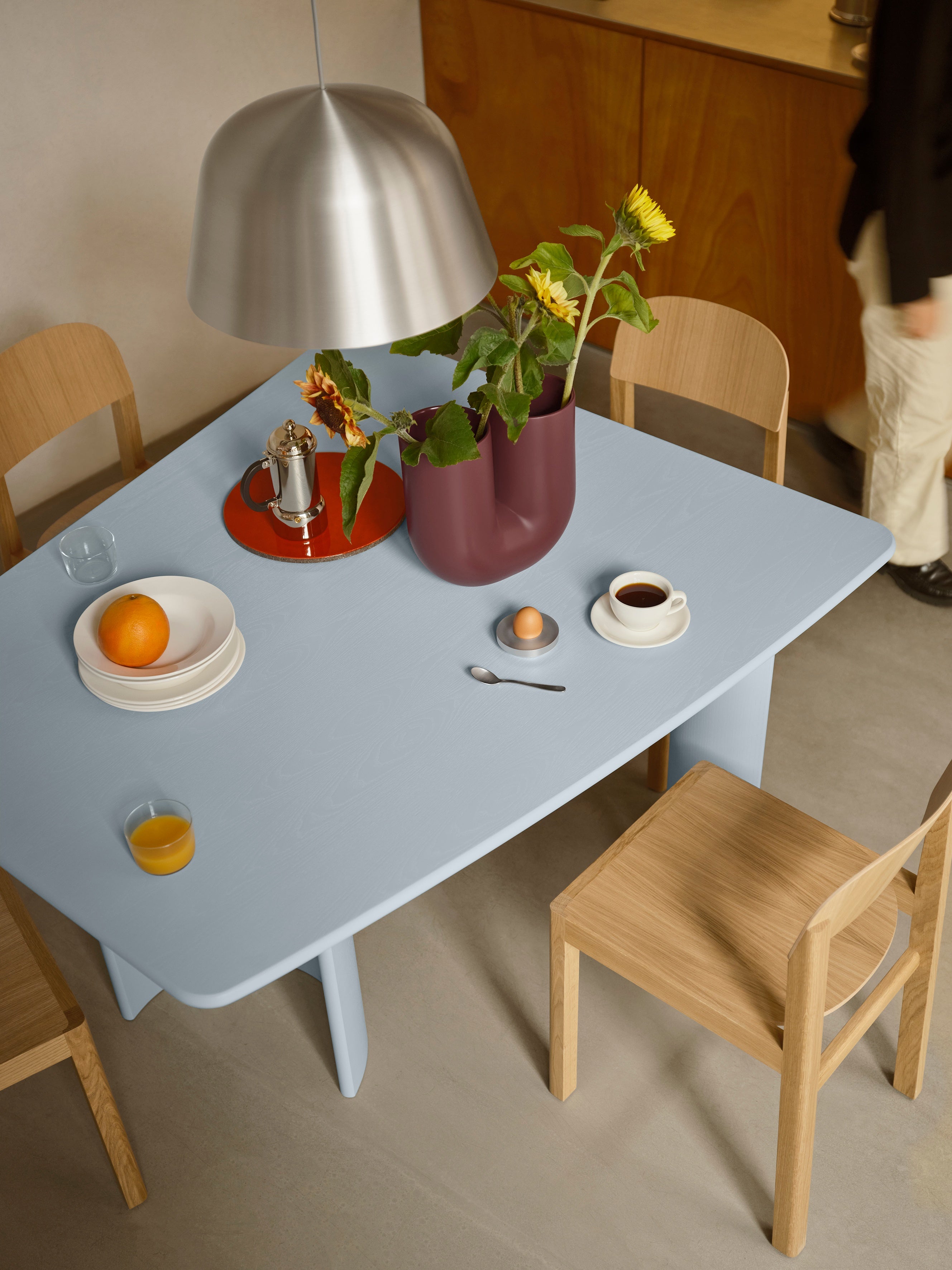 RE-NORM Blue Table