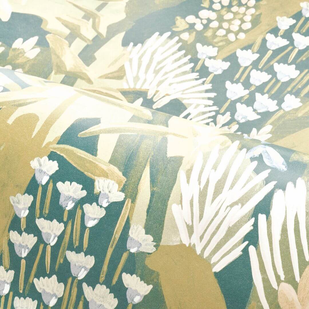 Tapeta s rastlinným motívom listov a kvetov ERICA - SALVIA/LILA šedozelená