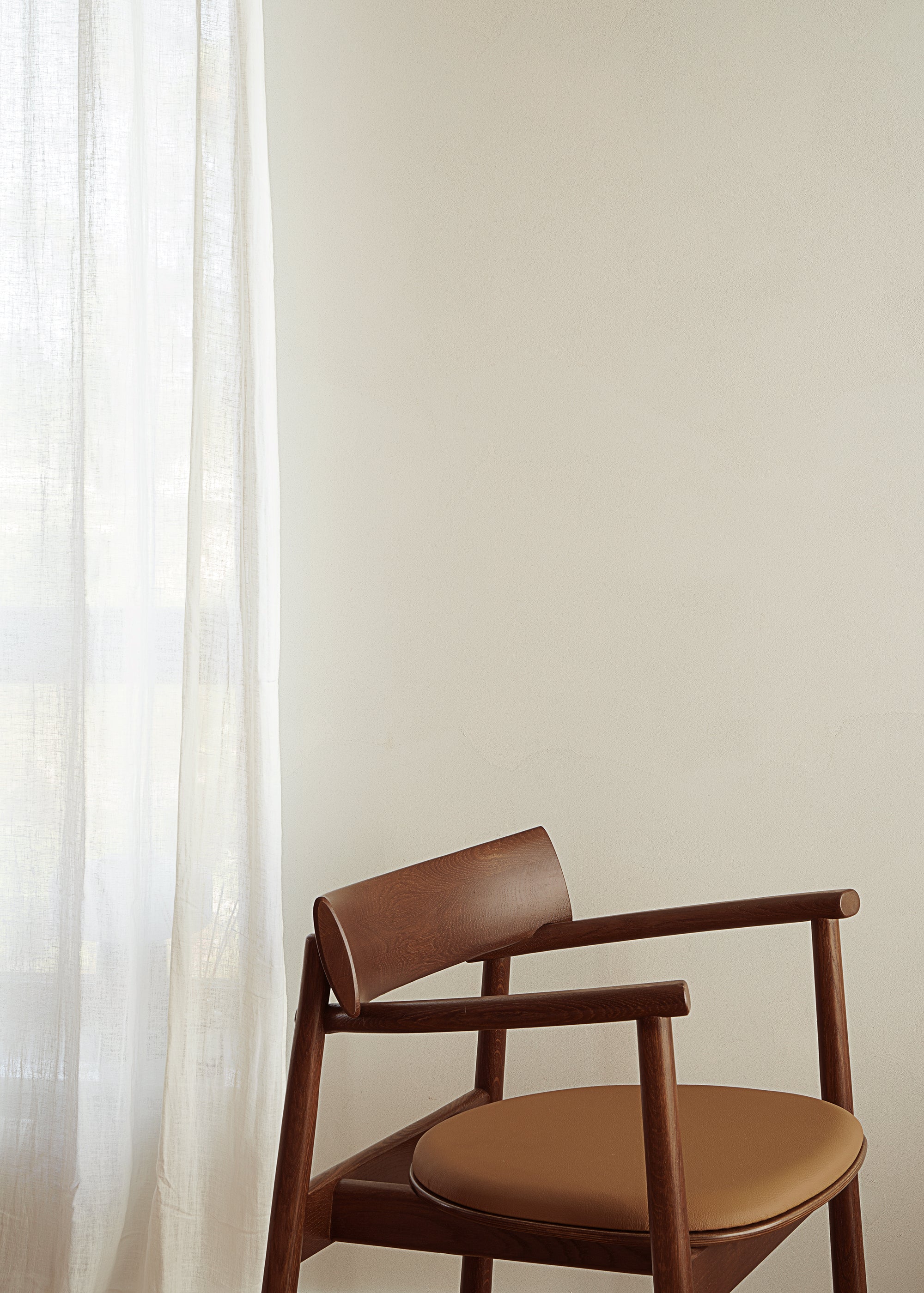 ELIPSA SOFT Chair dark oak wood with brown leather