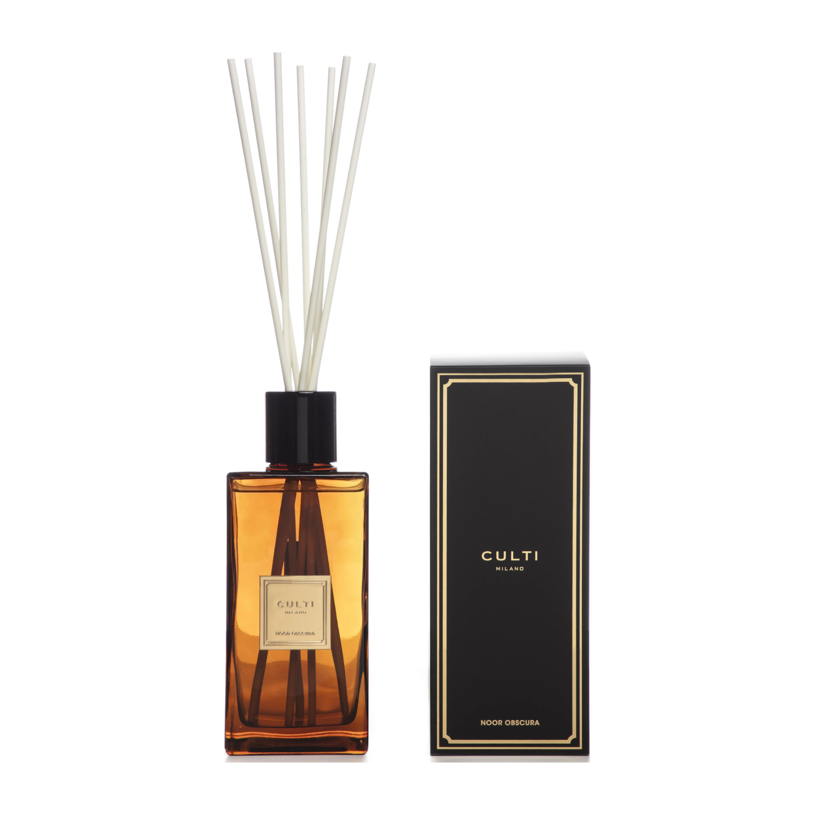 NOOR OBSCURA Scent Diffuser with notes of dates, incense, Virginian cedar, oud, and guaiac wood.