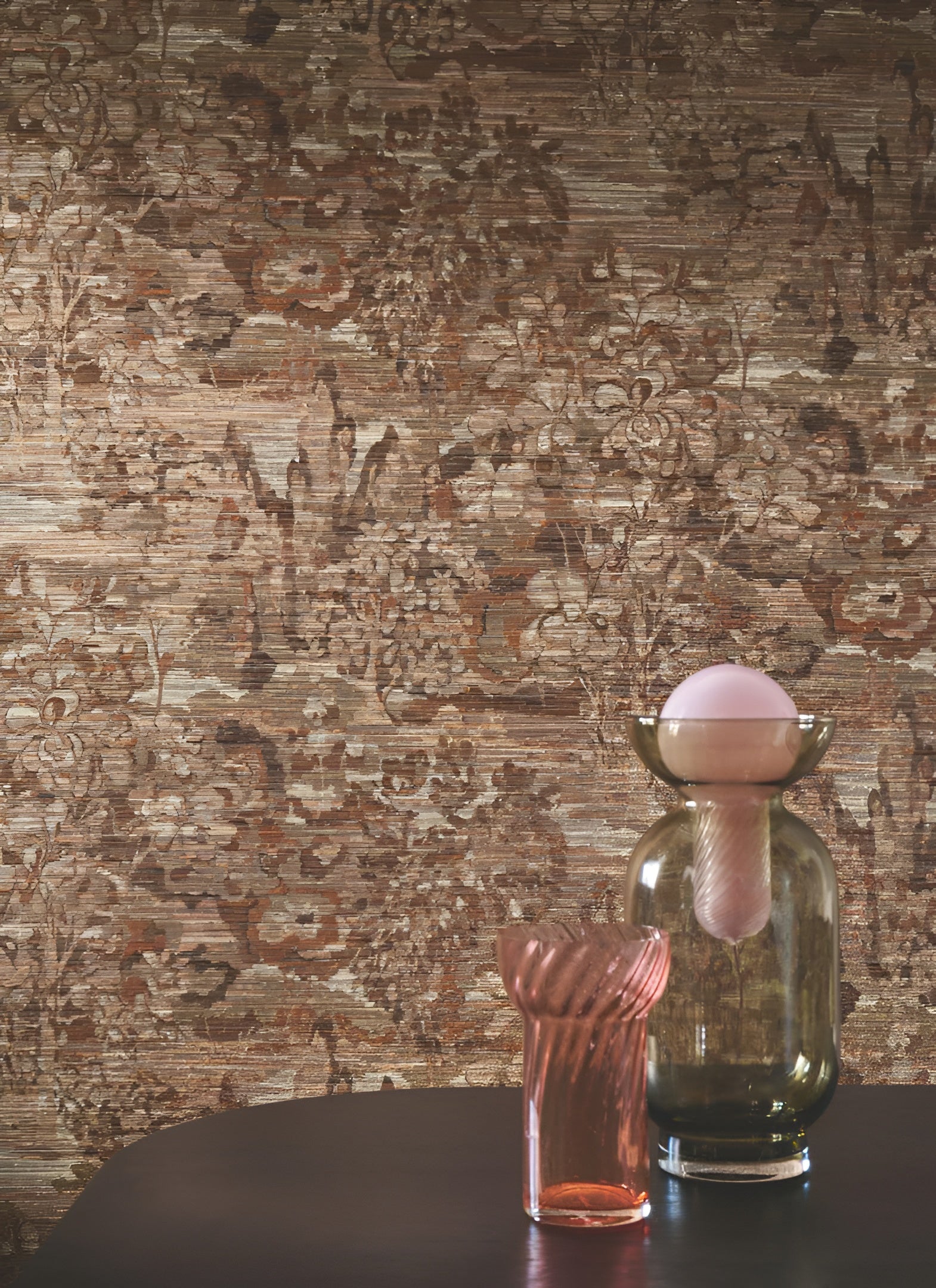 Textile structural wallpaper with a leafy plant pattern VERDURE - ORANGE BRULÉ burnt orange