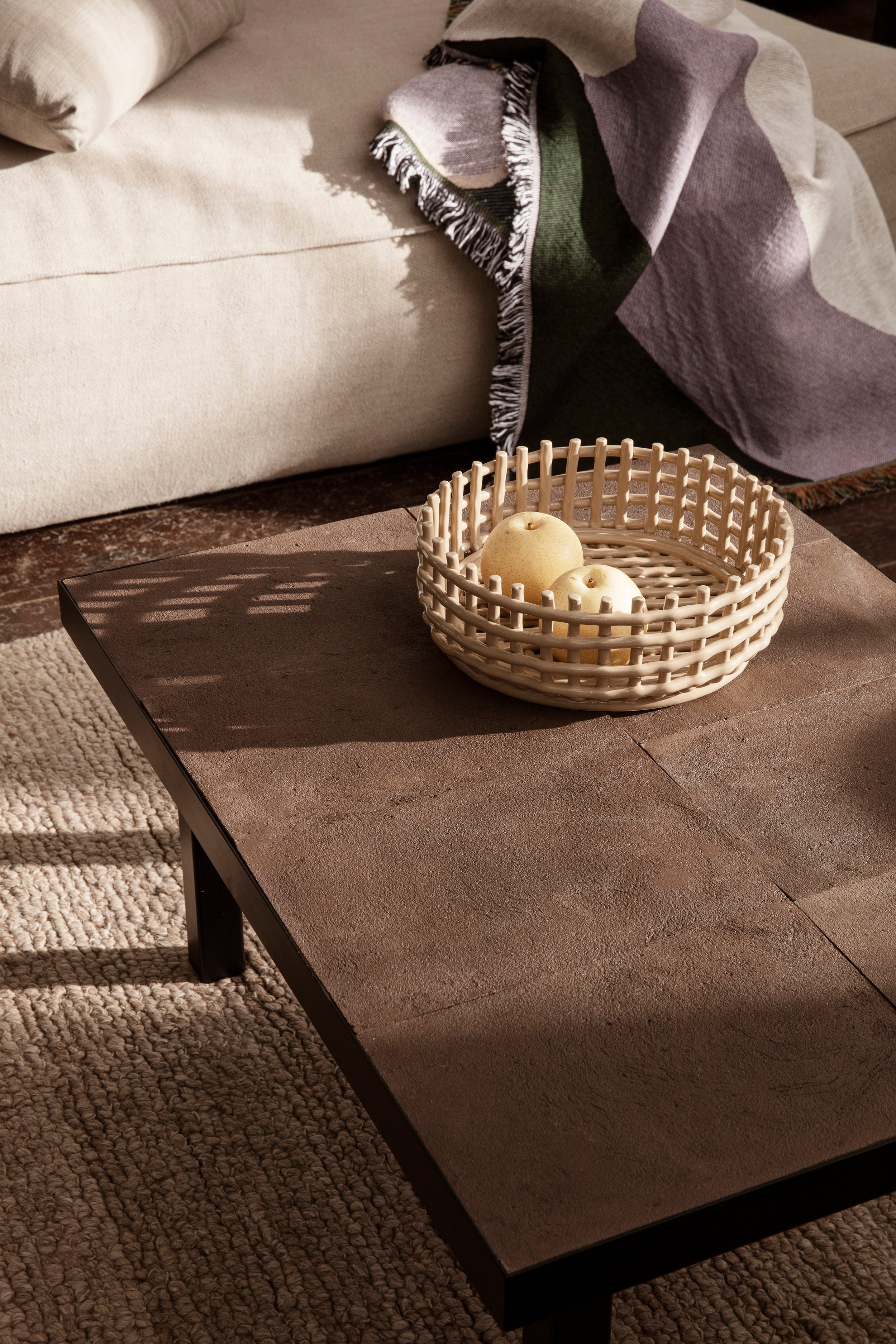 Misa CERAMIC CENTREPIECE beige