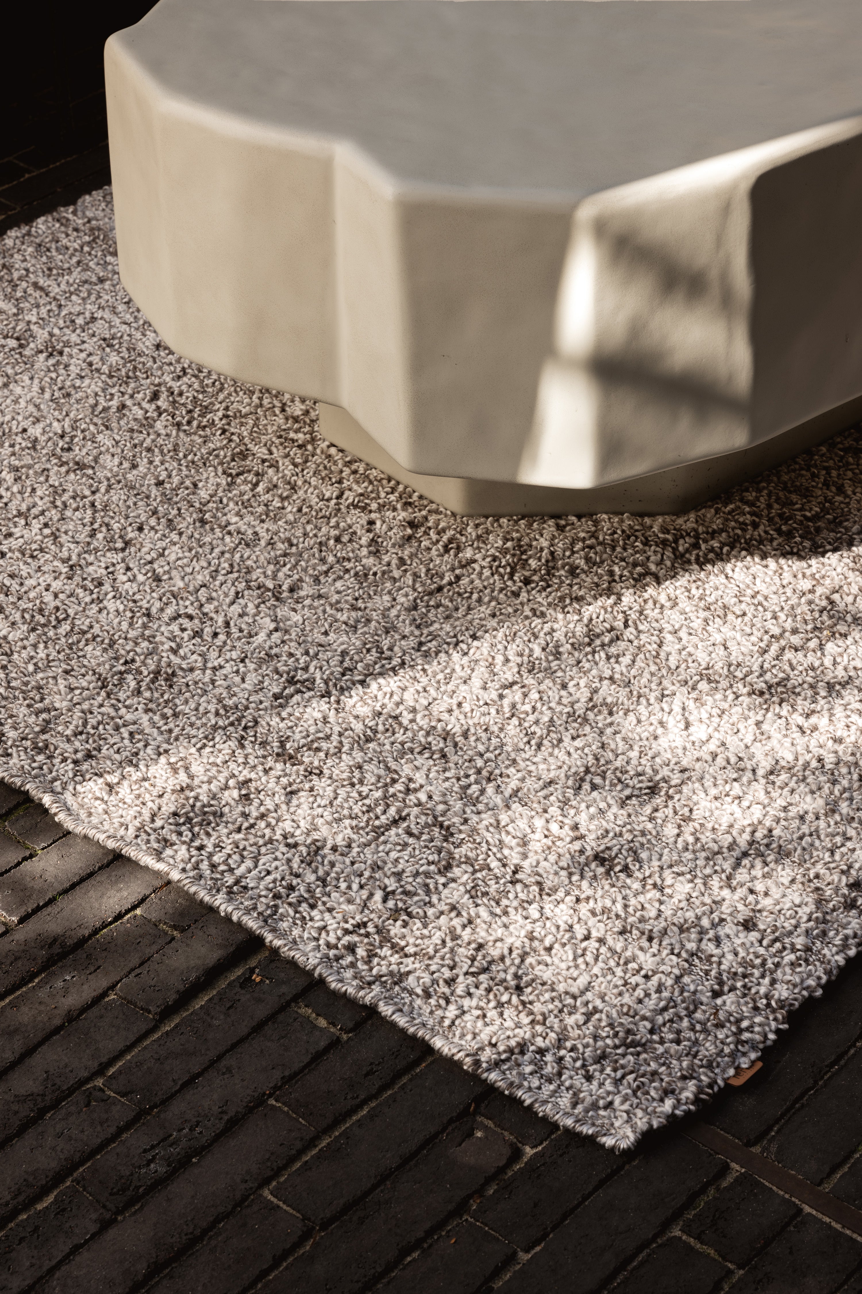 Bouclé Runner Dark Gray