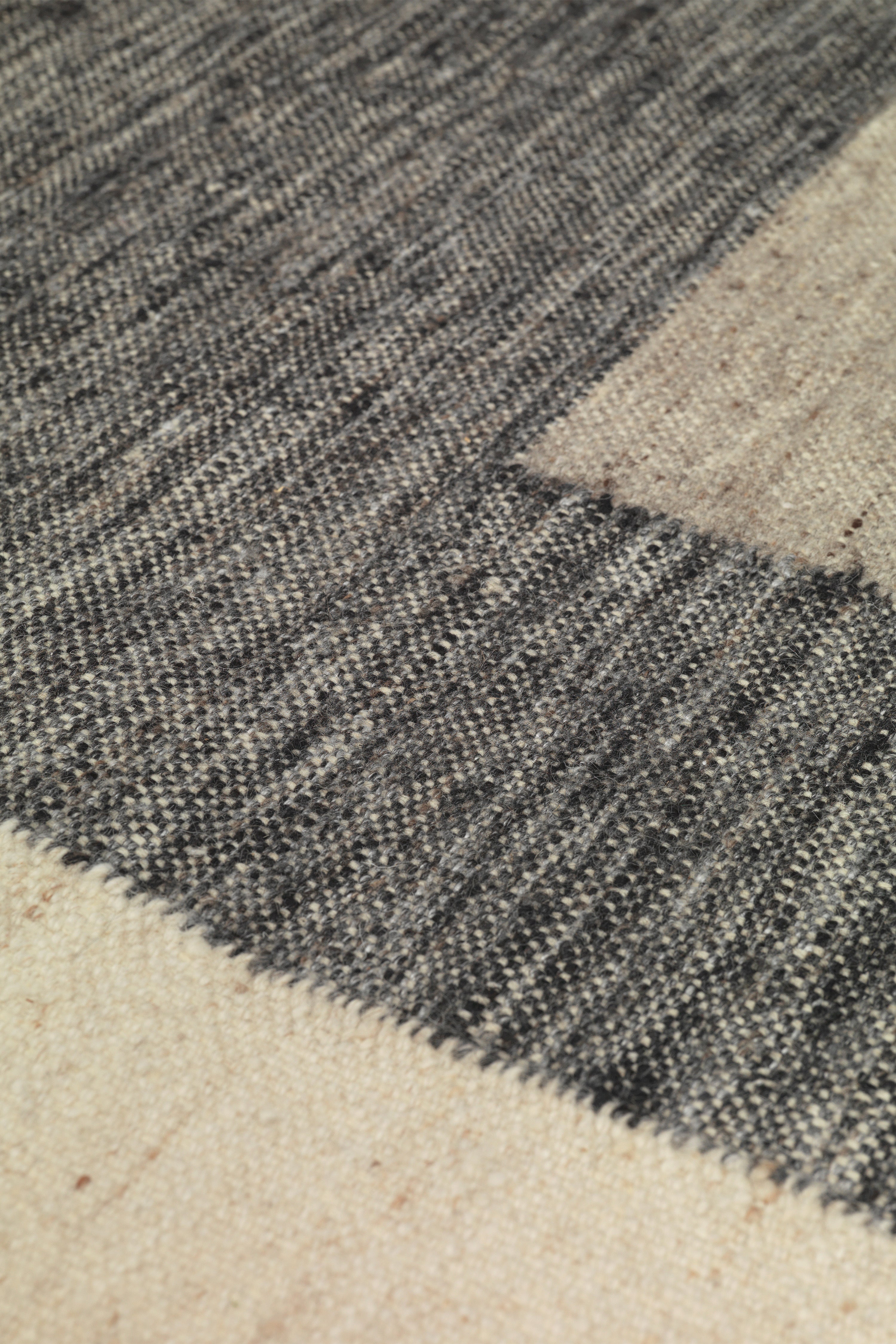 Koberec COUNTER šedý s béžovým