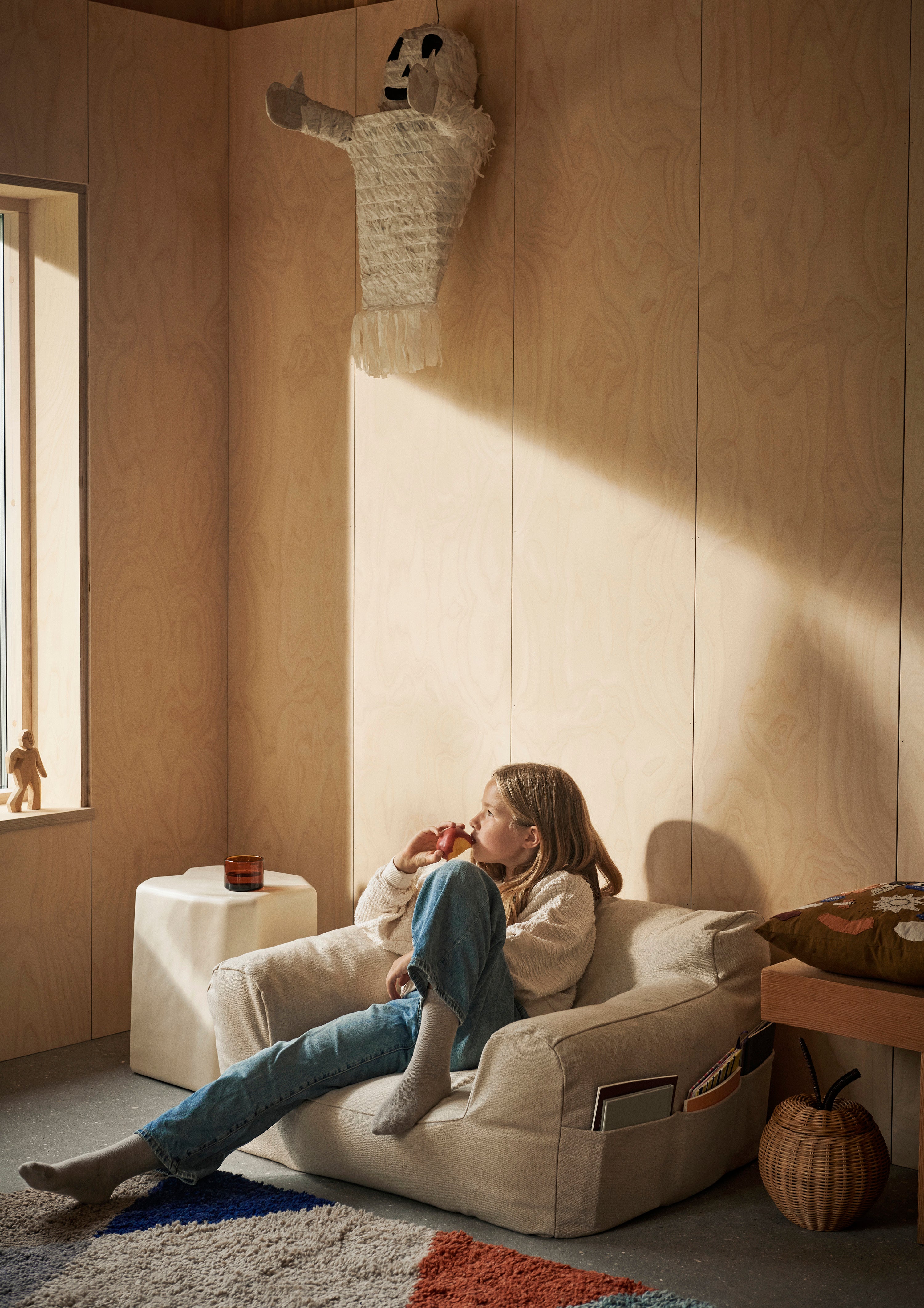 Children's armchair BILLOW BEAN BAG broken white