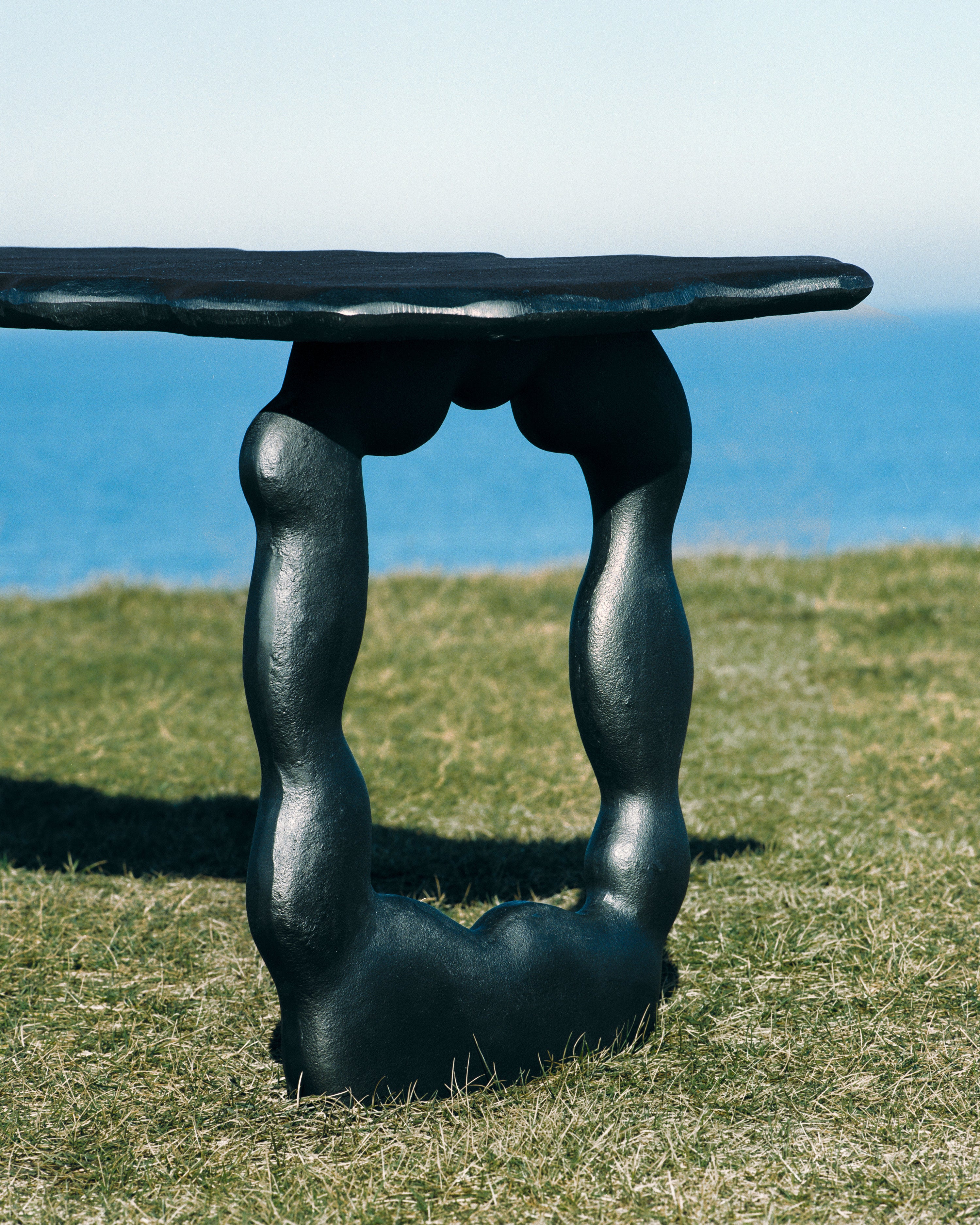 DAL PIECE table black aluminum