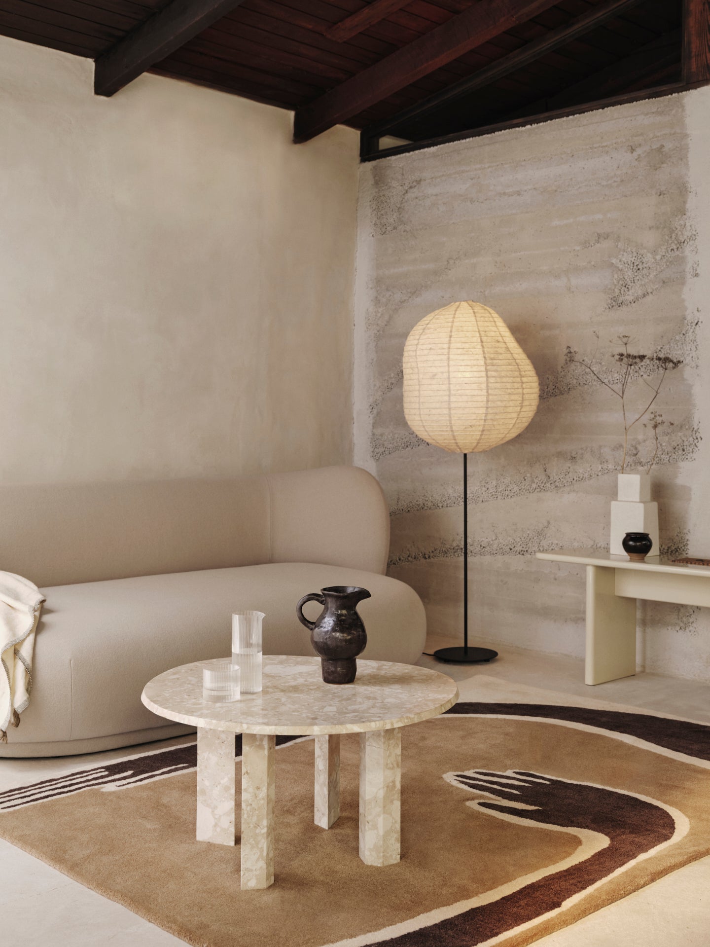 Doro -brown Doro jug