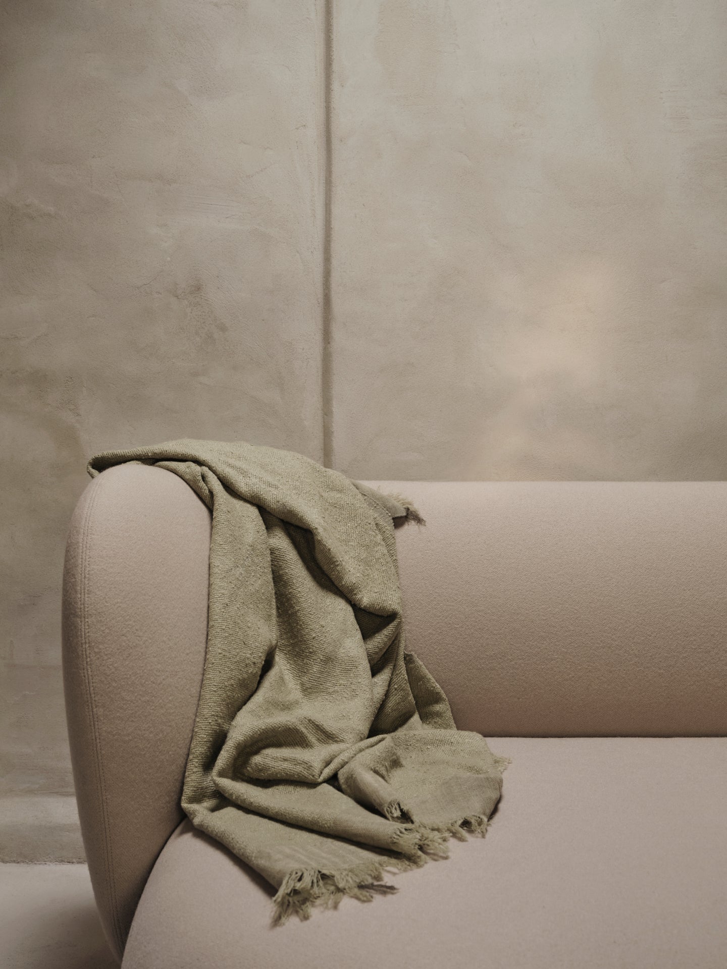 Pohovka RICO LOUNGER čalúnená