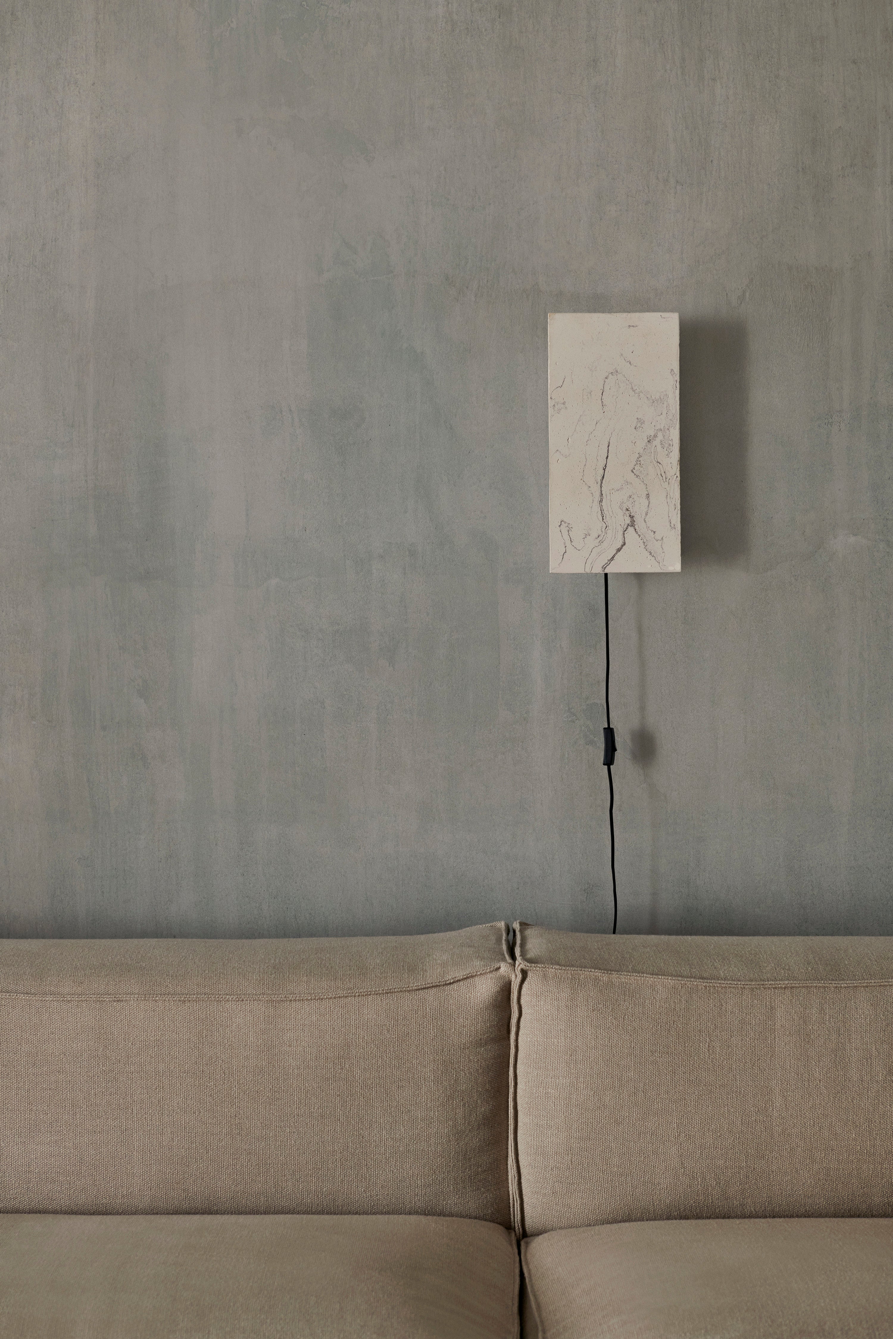 Nástenná lampa ARGILLA mramorová biela