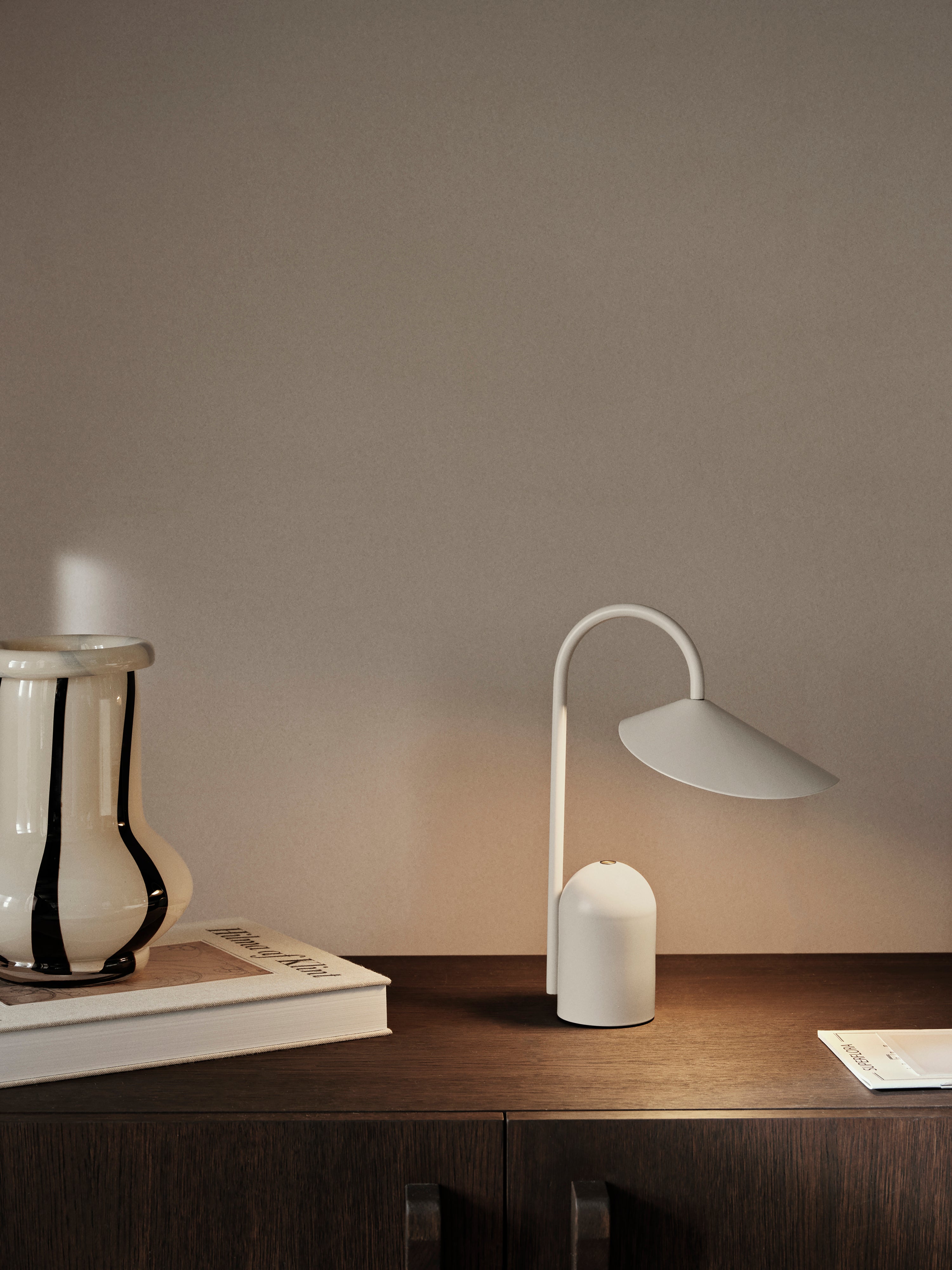 Prenosná lampa ARUM biela