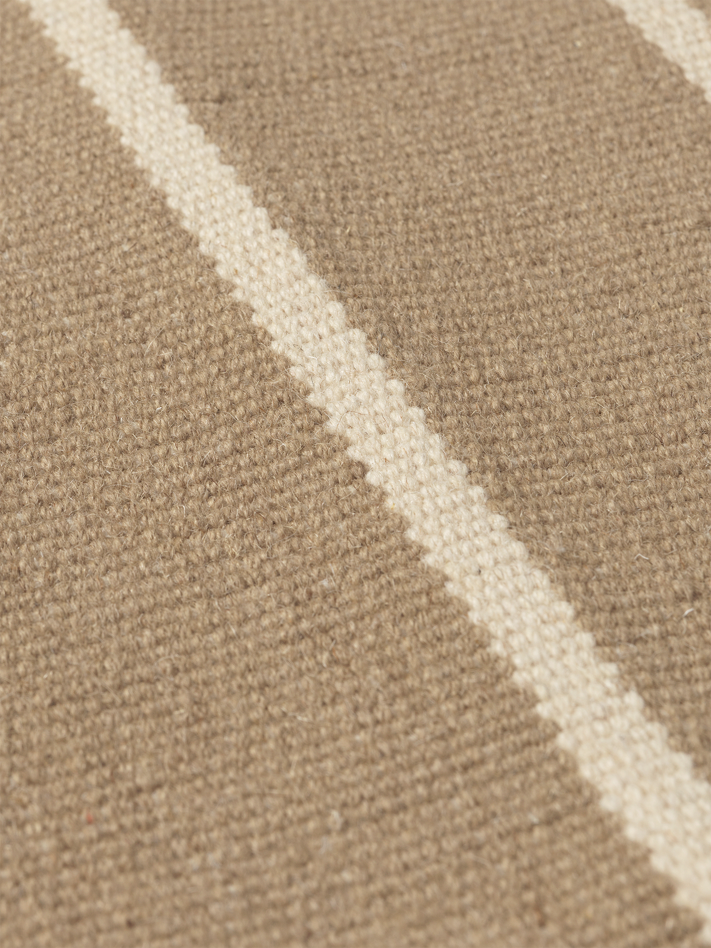 CALM KELIM caramel rug with beige