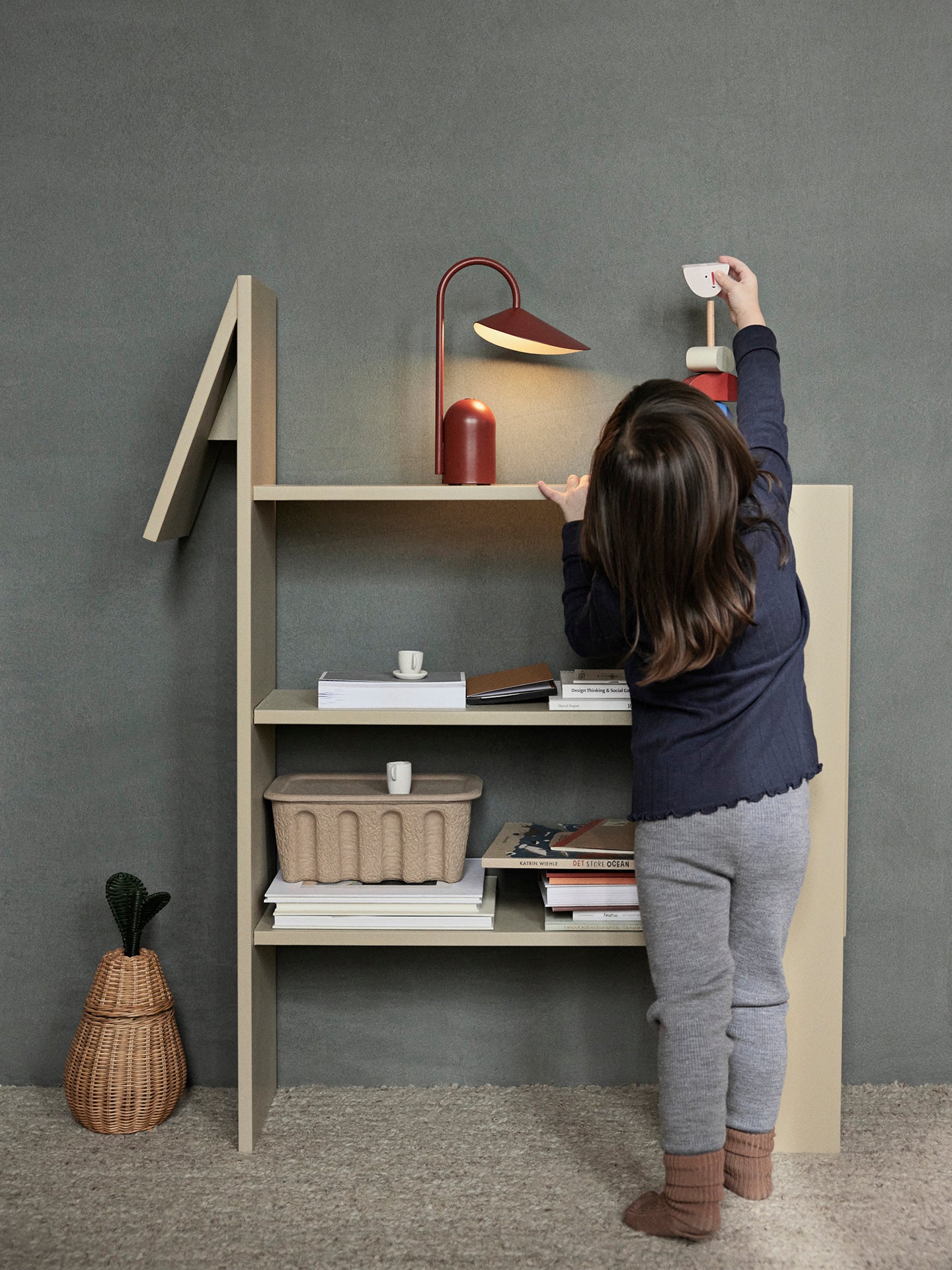 HORSE BOOKCASE beige