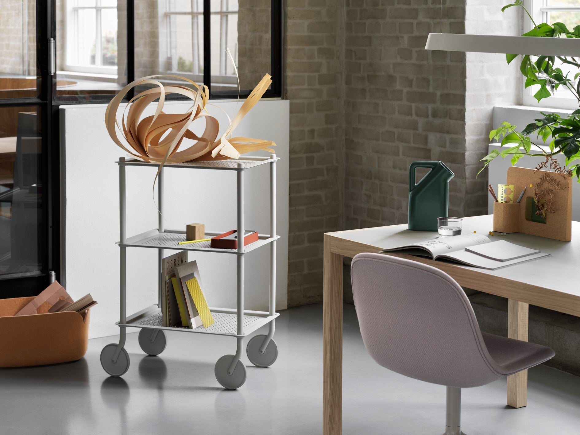 Stôl WORKSHOP šedé linoleum s dubovou základňou