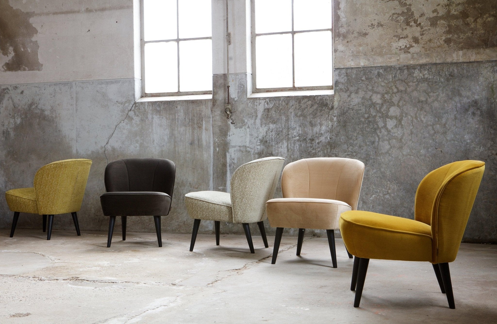Fotel aksamitny SARA musztardowy Woood Eye on Design
