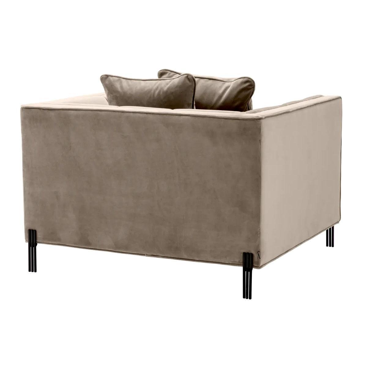 Fotel aksamitny SIENNA beżowy Eichholtz Eye on Design