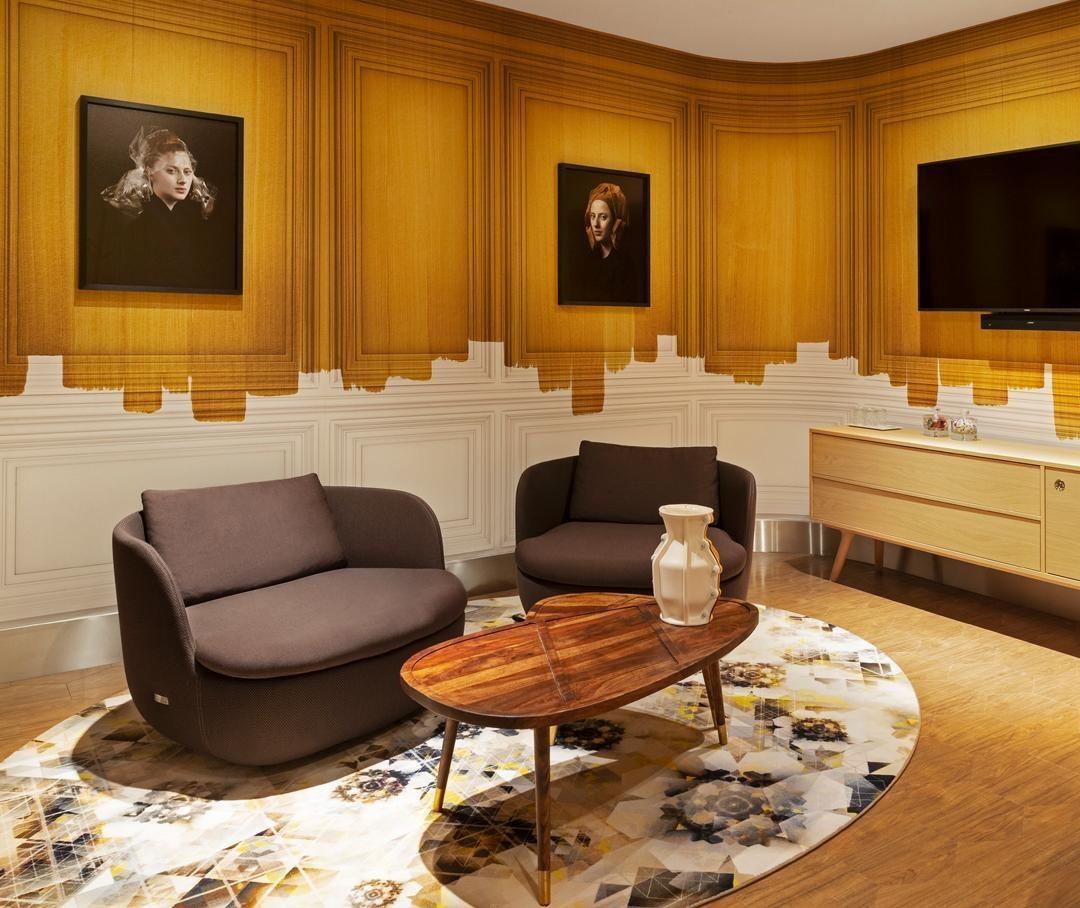 Fotel BART tapicerowany Moooi Eye on Design