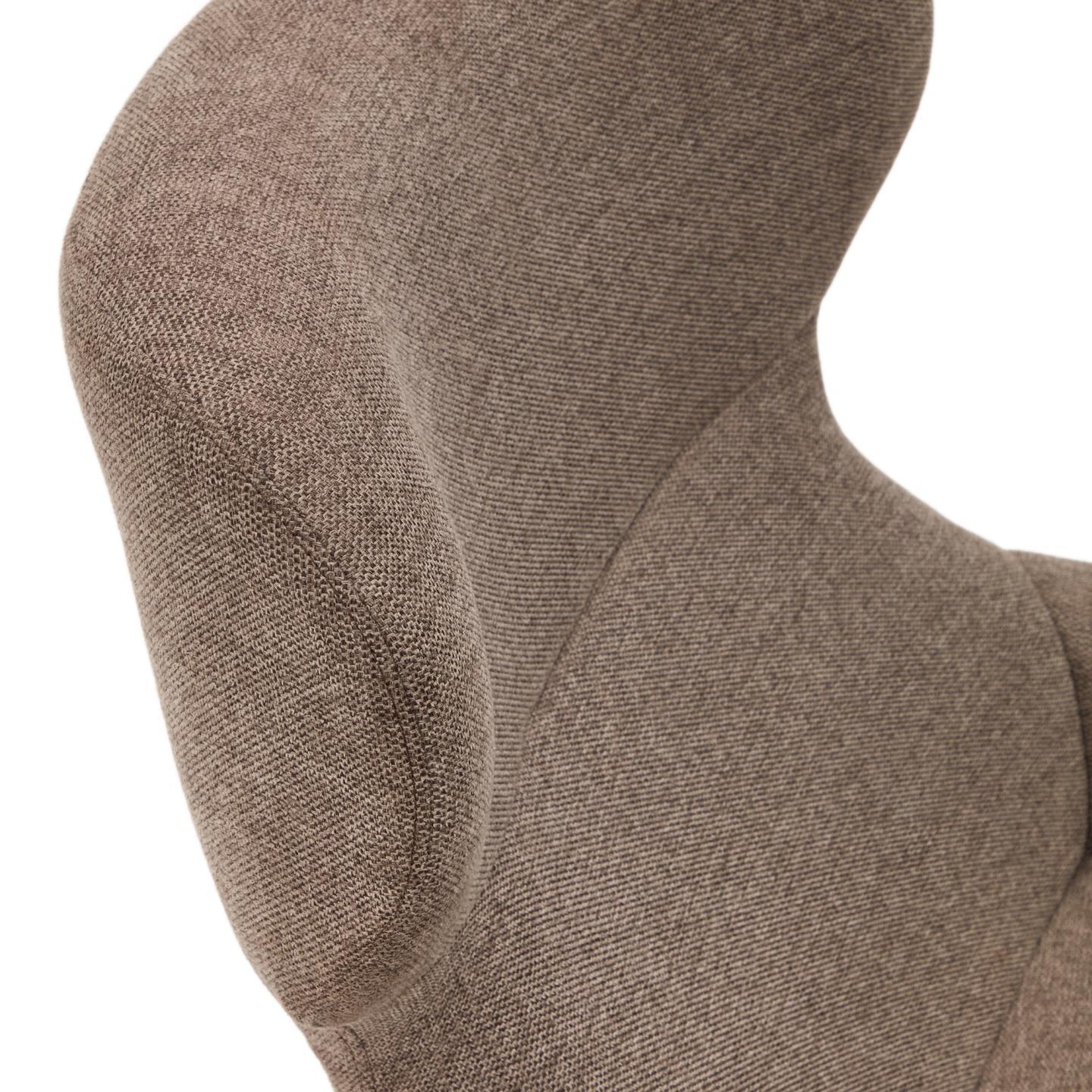 Fotel BELINA jasnobrązowy szenil La Forma Eye on Design