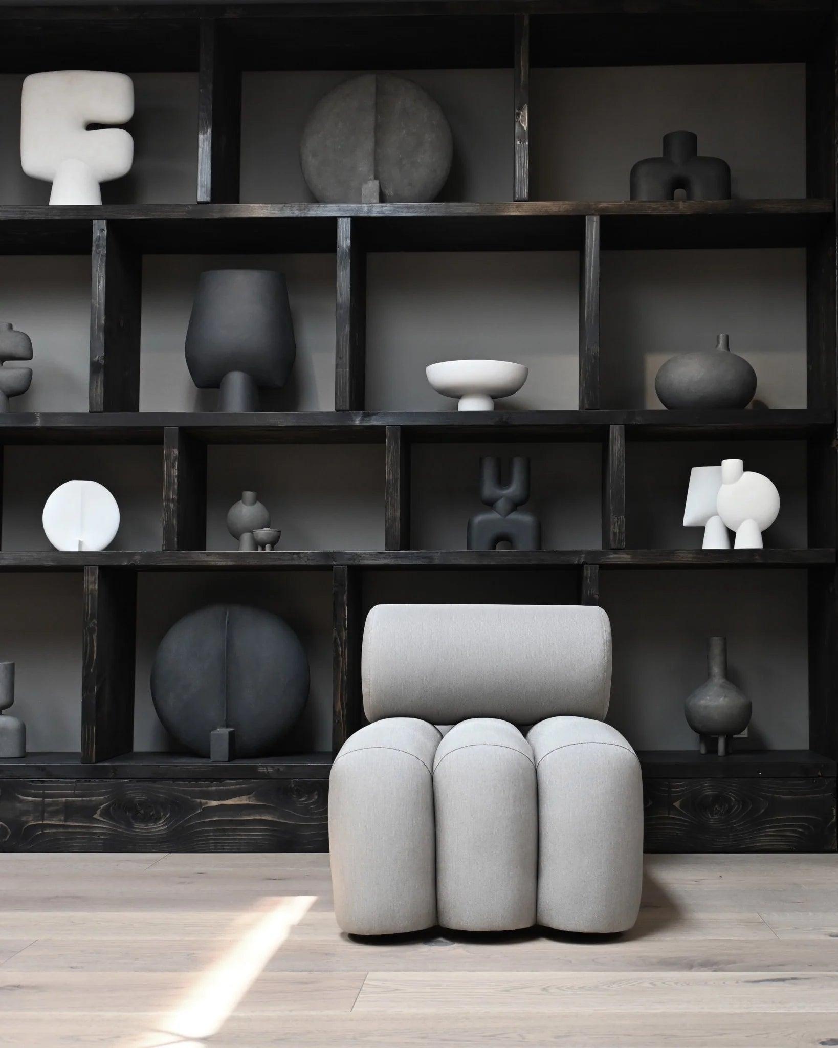 Fotel FOKU ciemnobeżowy 101 Copenhagen Eye on Design