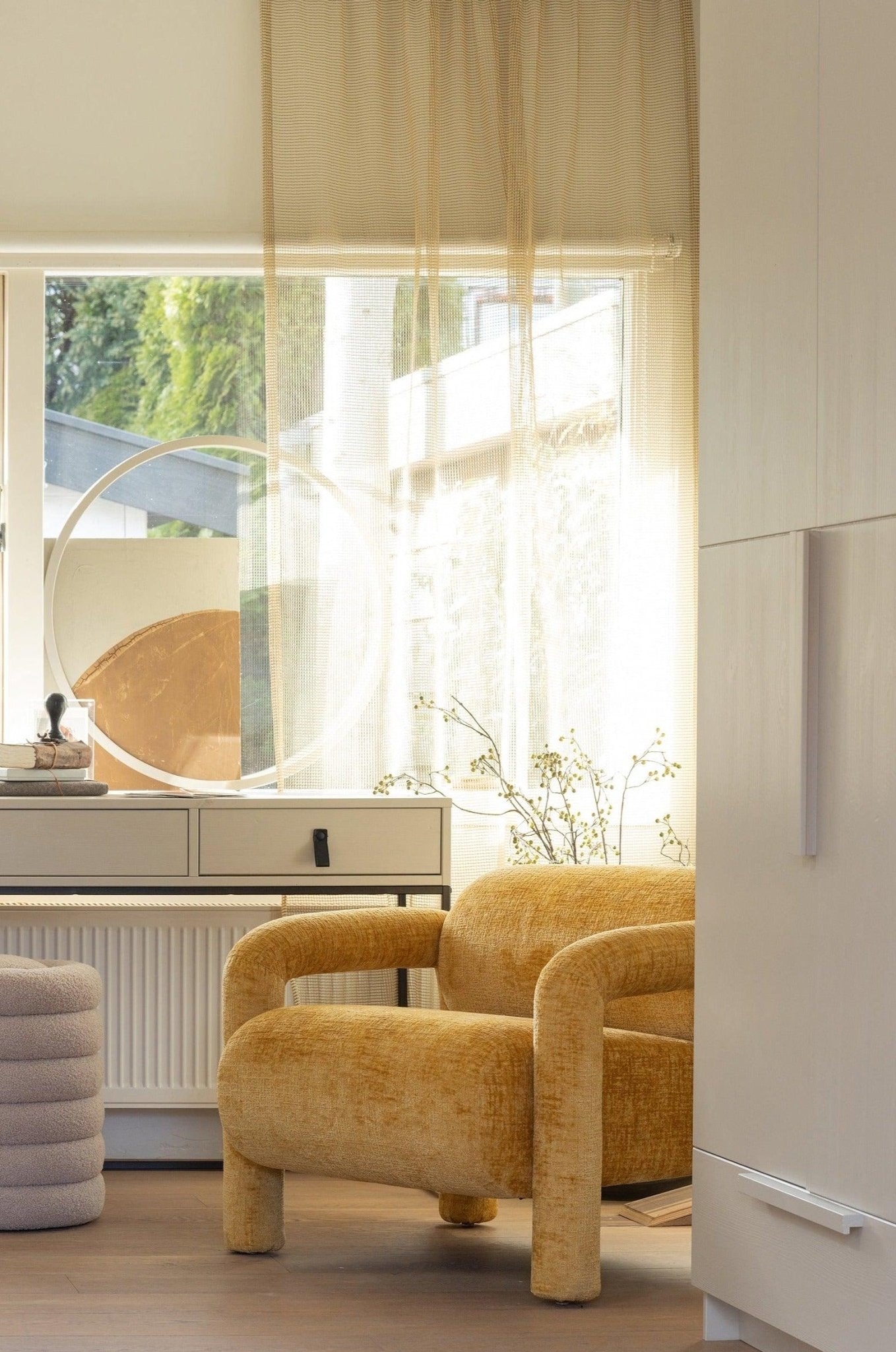 Fotel LENNY ochra Woood Exclusive Eye on Design