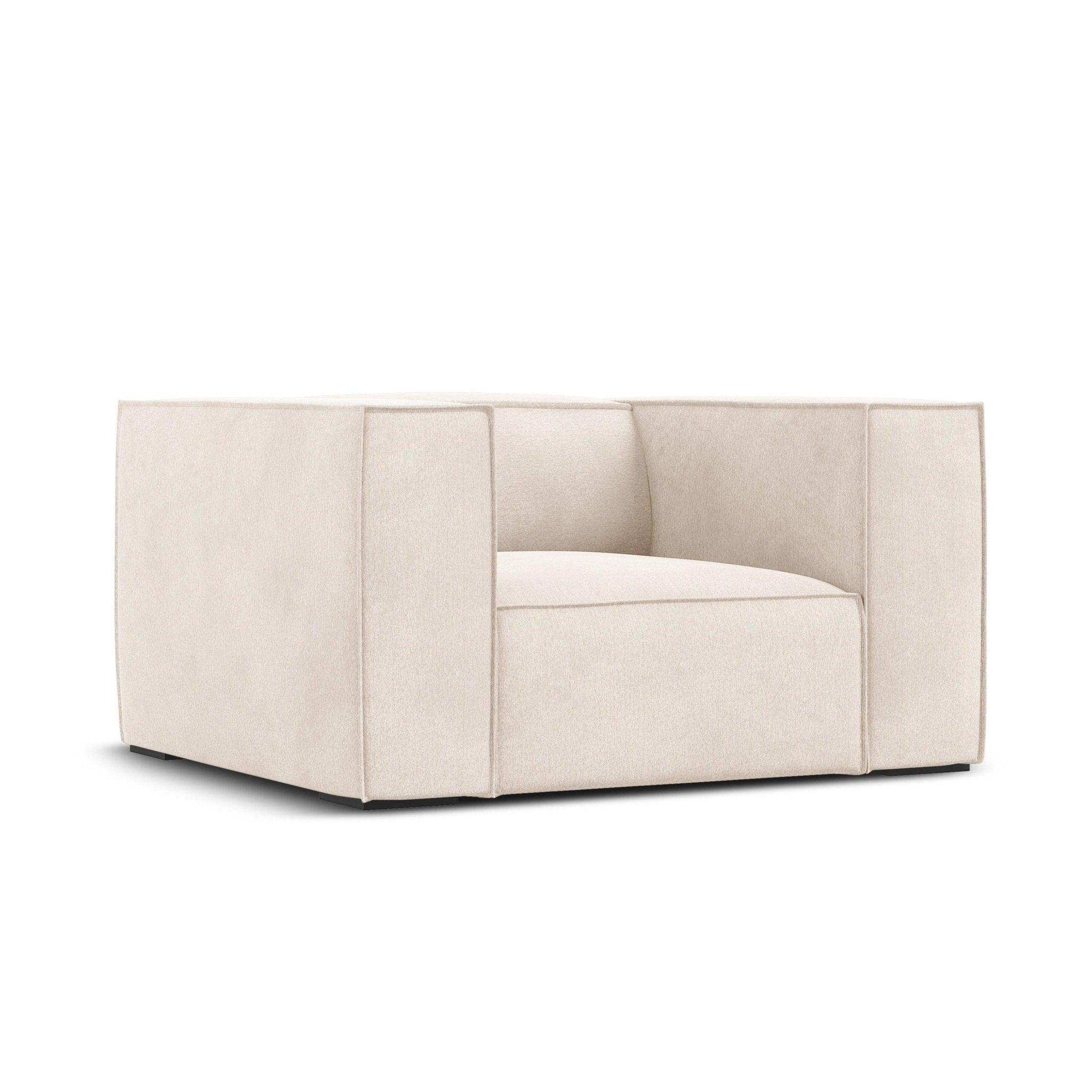 Fotel MADAME jasnobeżowy Windsor & Co Eye on Design