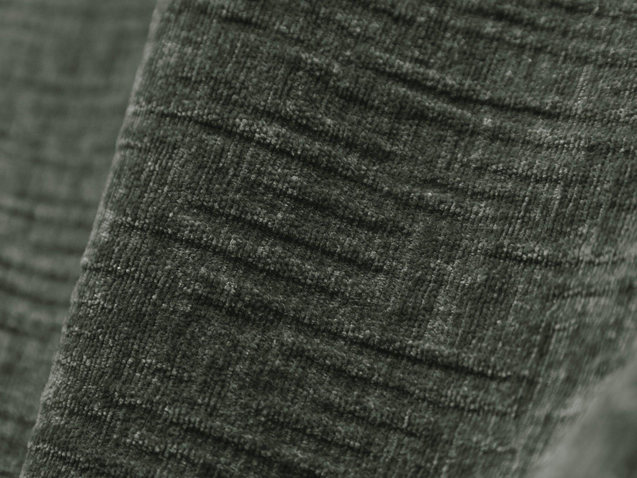 Fotel w tkaninie szenilowej VANDA butelkowa zieleń Mazzini Sofas Eye on Design