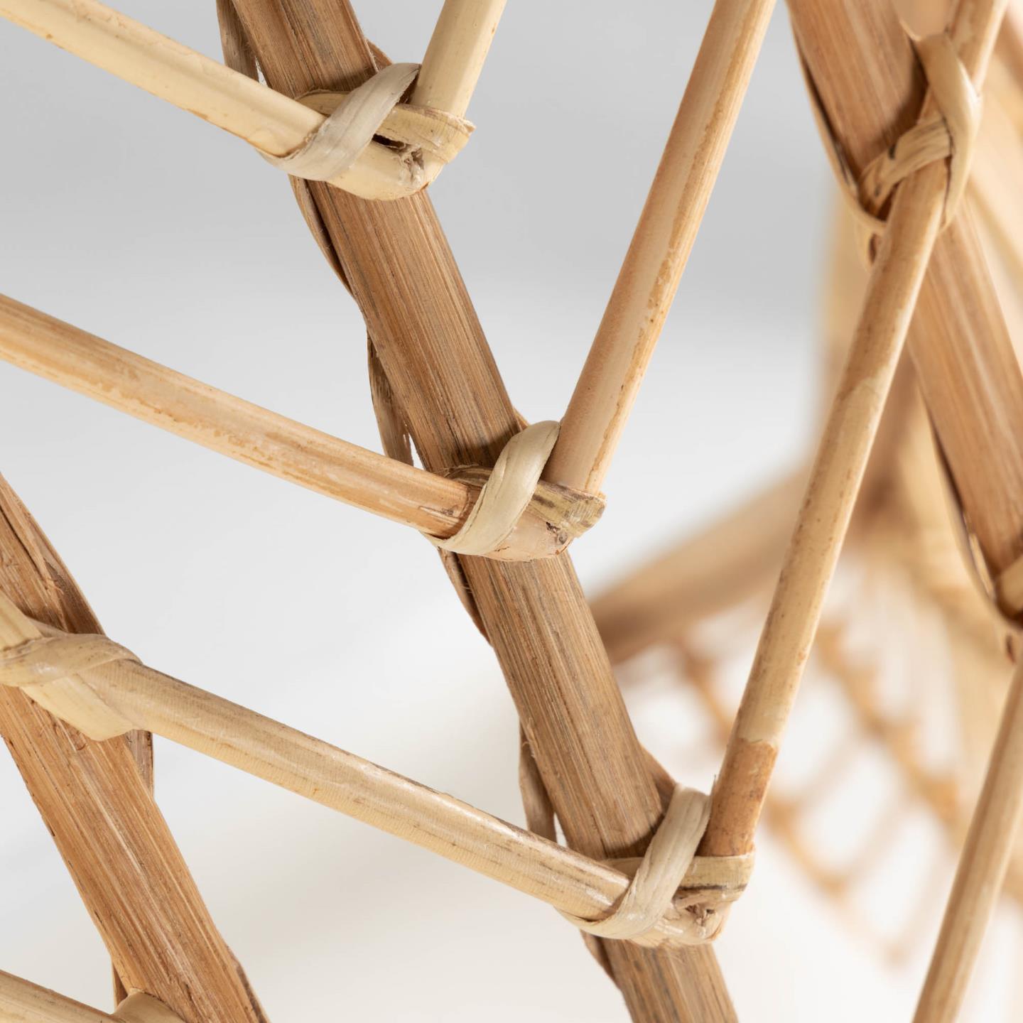 Fotel wiszący EKATERINA rattanowy La Forma Eye on Design