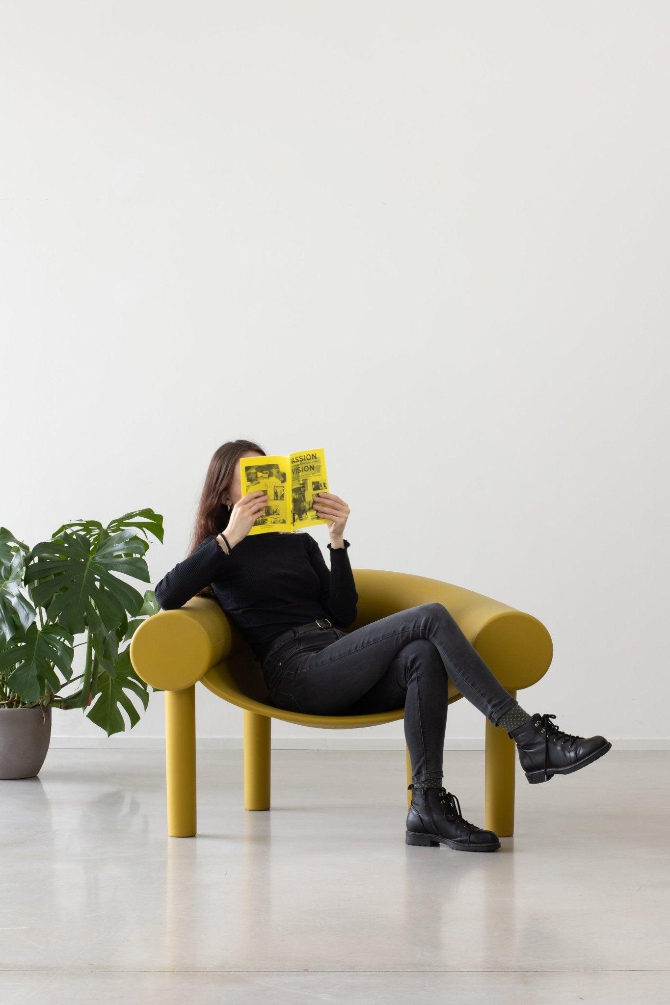 Fotel zewnętrzny SAM SON czerwony Magis Eye on Design