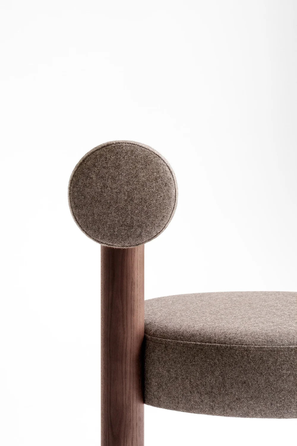 Upholstered Bar Stool GROPIUS CS2 with Wooden Base