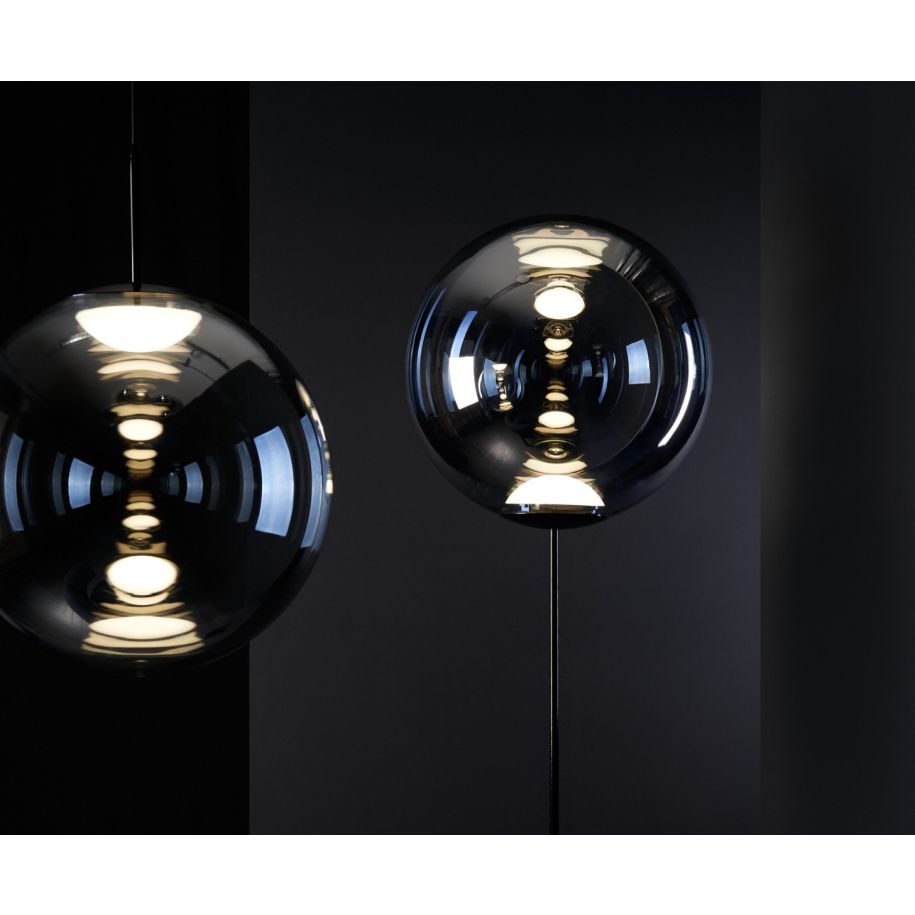 Stolná lampa GLOBE CONE strieborná