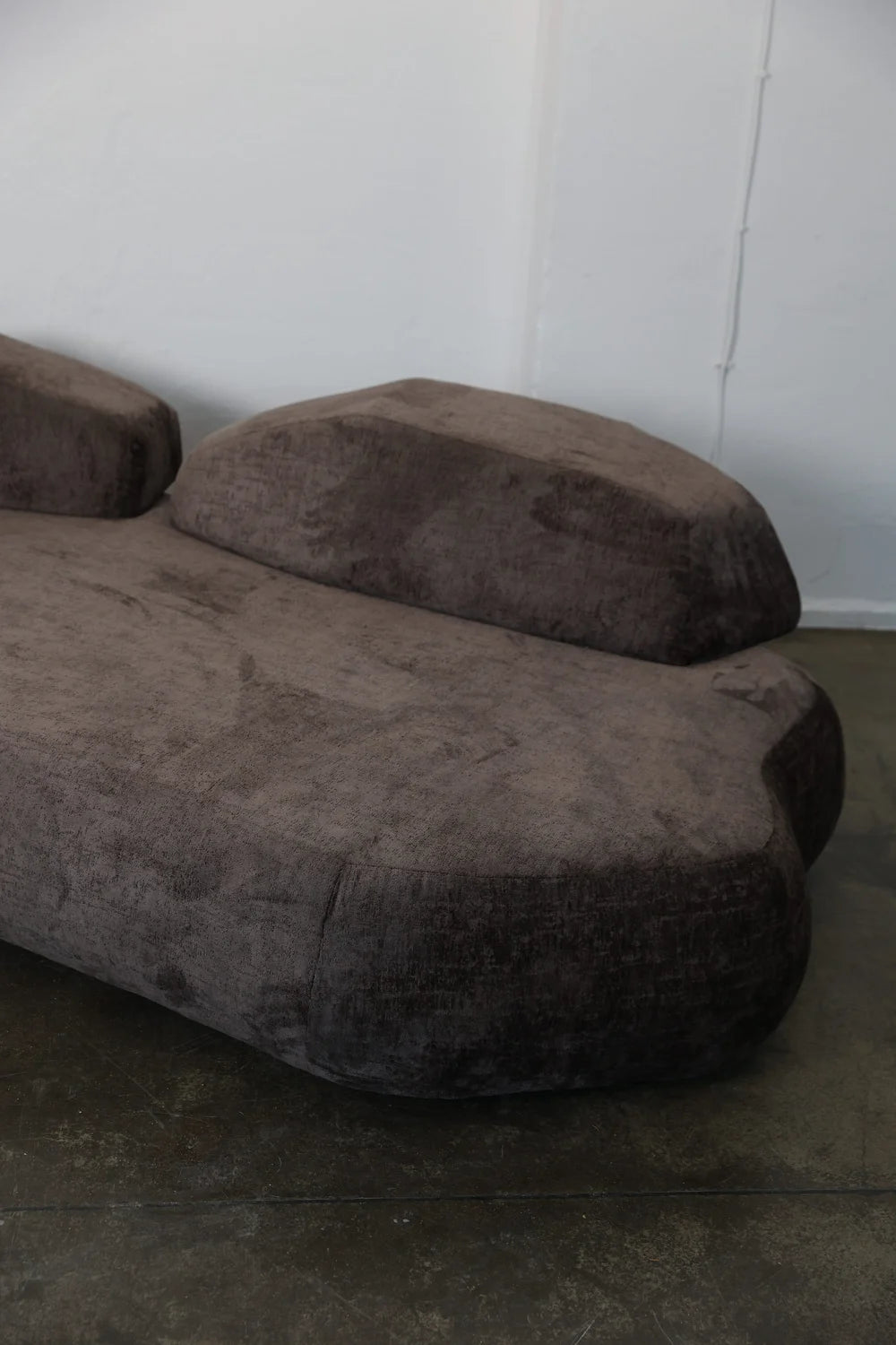 Pohovka MONUMENT Č. 1 čalúnená