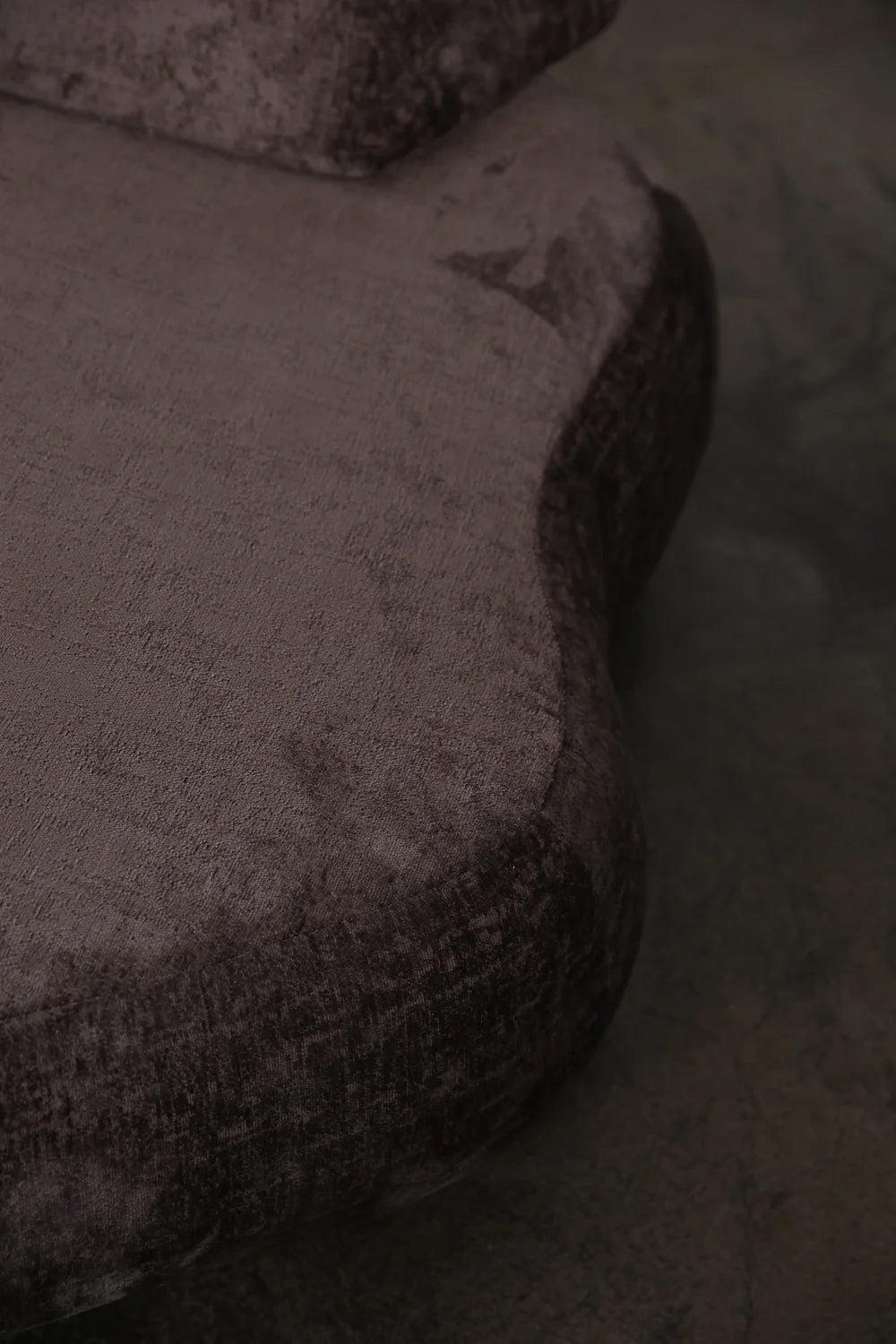 Pohovka MONUMENT Č. 1 čalúnená