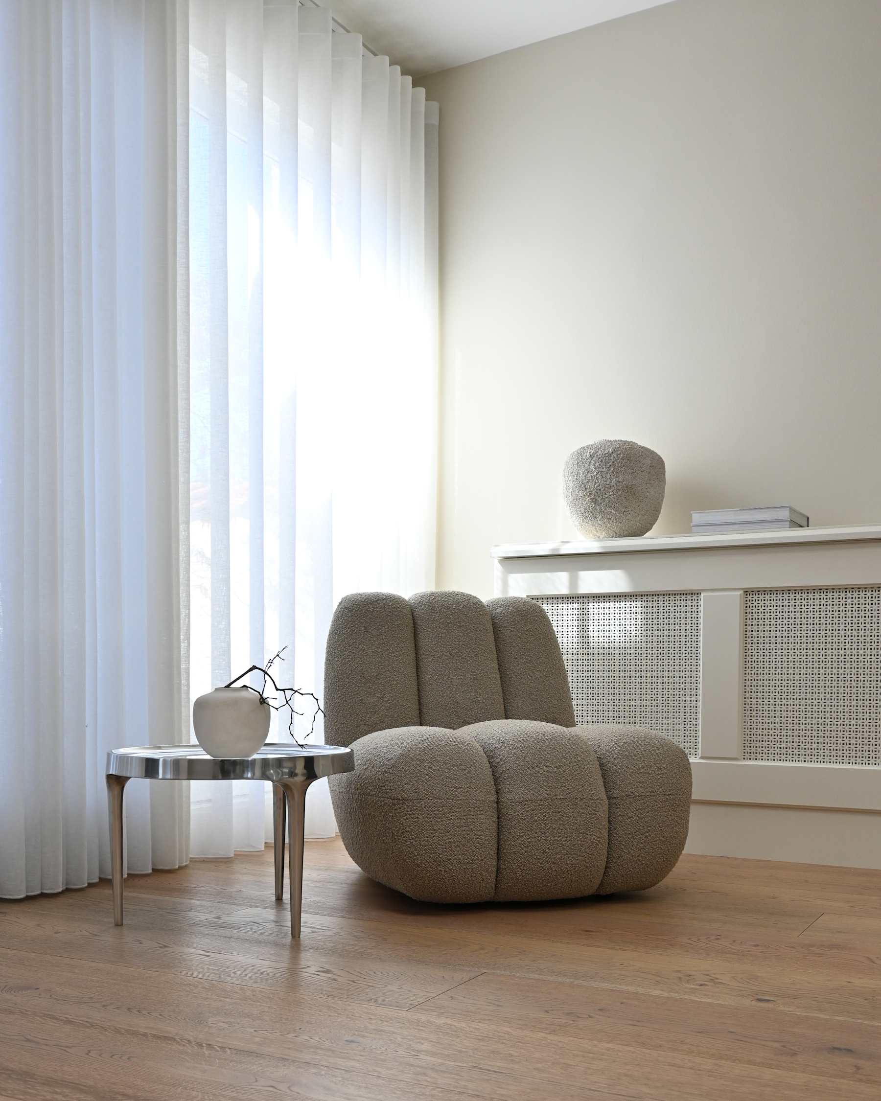 TOE armchair beige bouclé