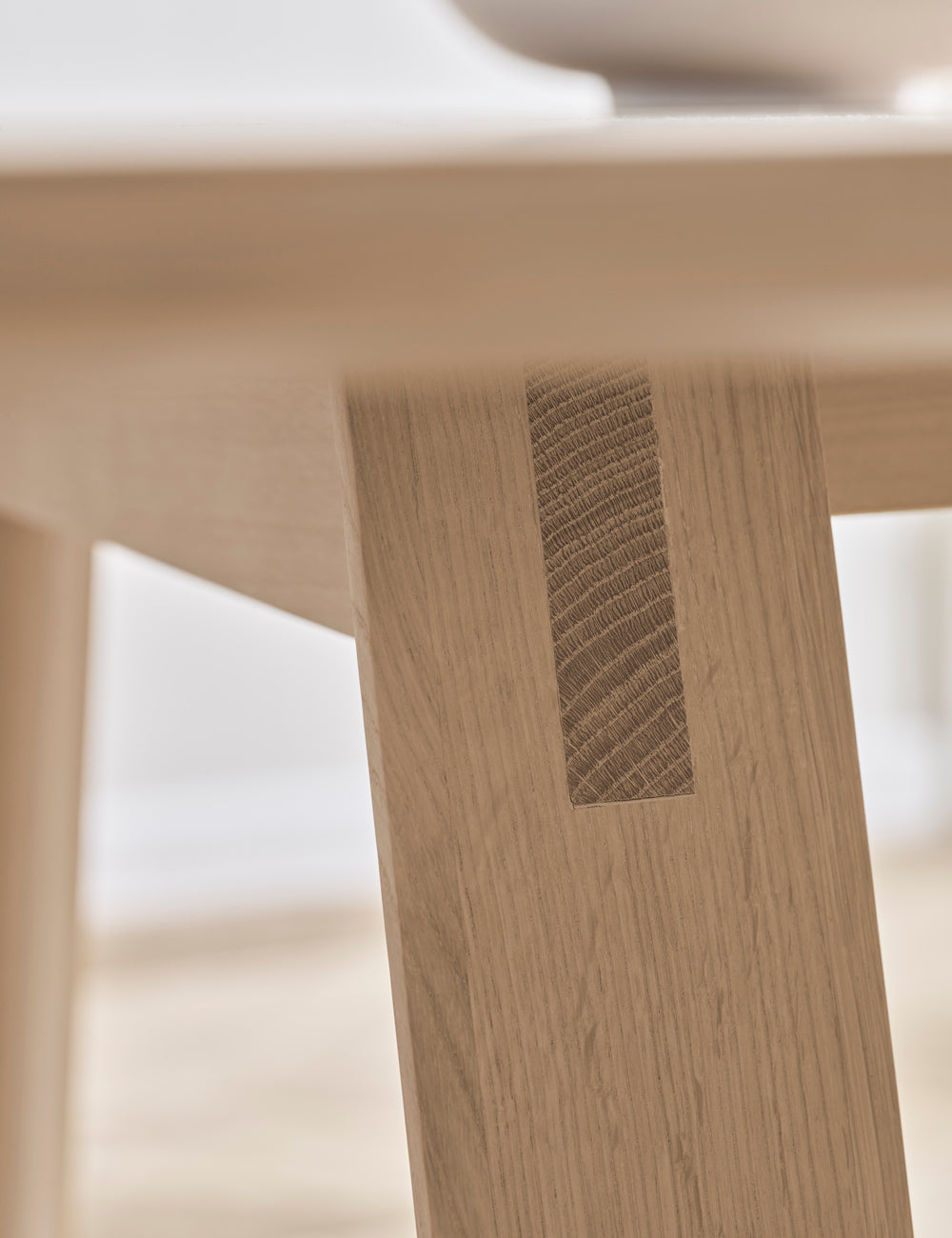 Rozkladací stôl HILL tmavé dubové drevo