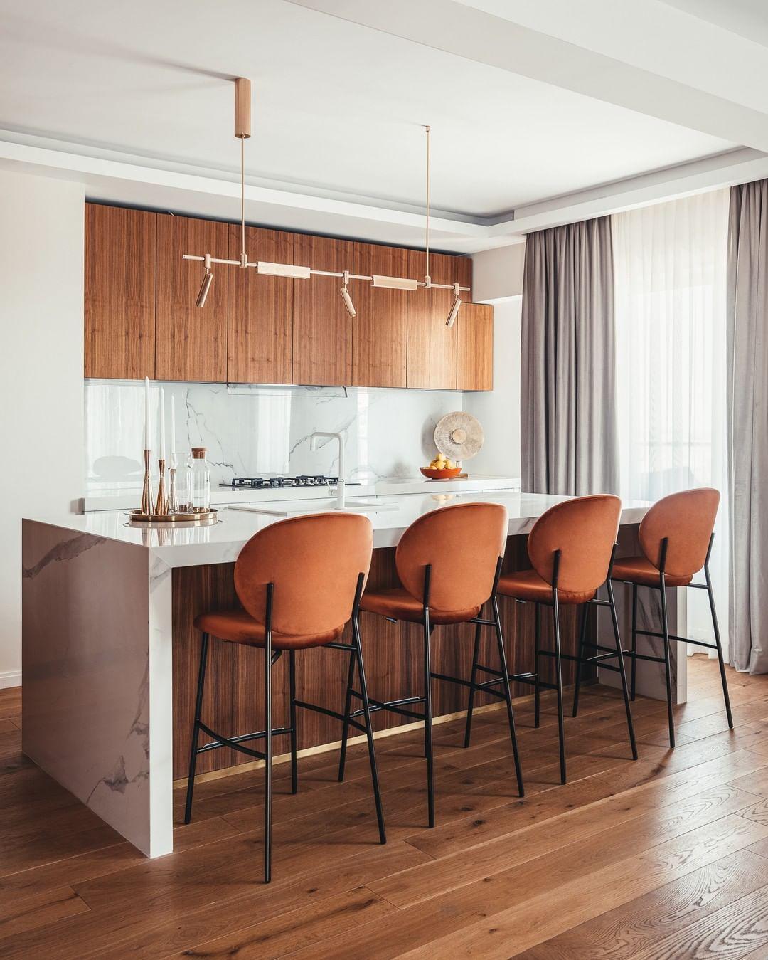 Hoker aksamitny INÈS niebieski Calligaris Eye on Design