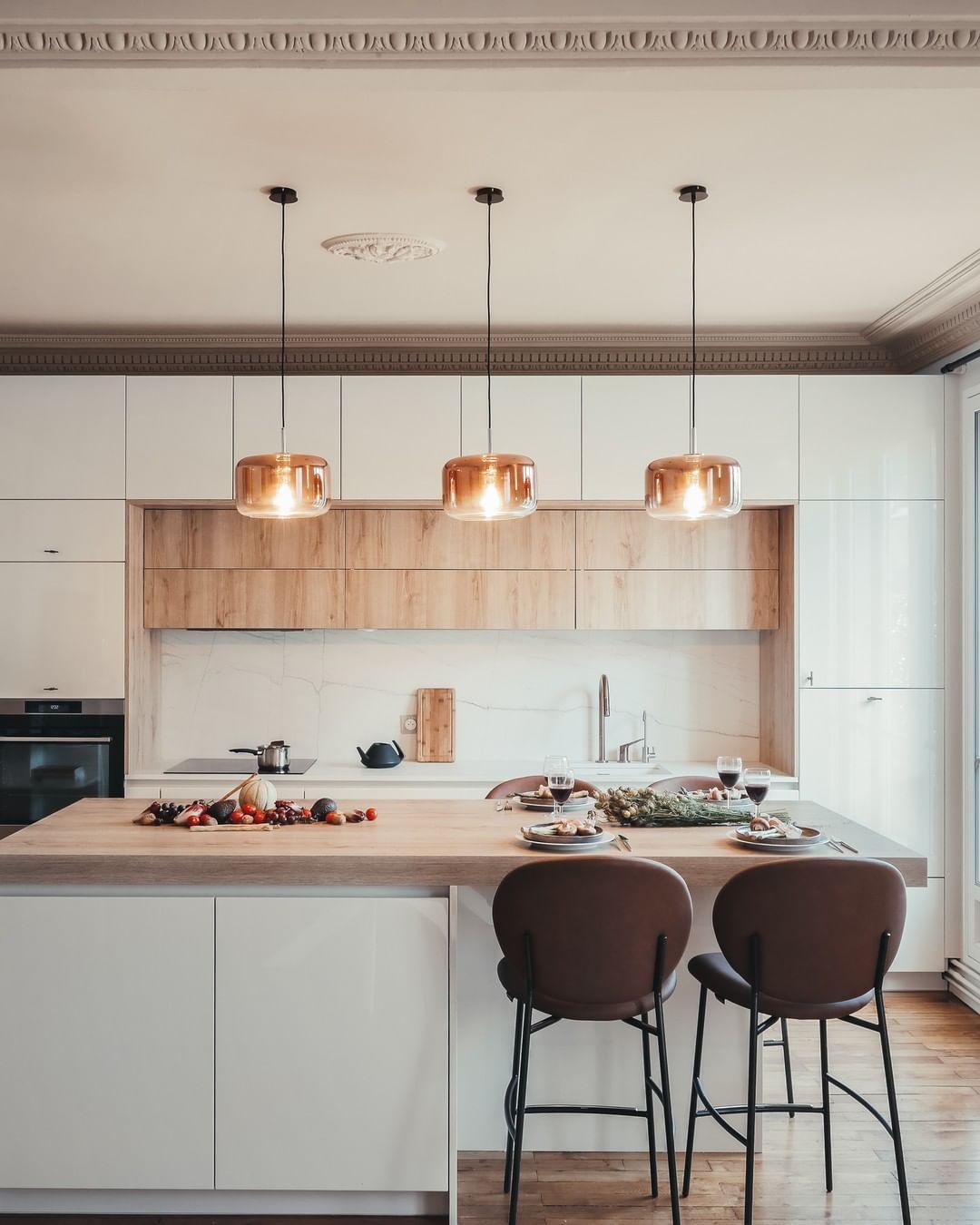 Hoker aksamitny INÈS piaskowy Calligaris Eye on Design