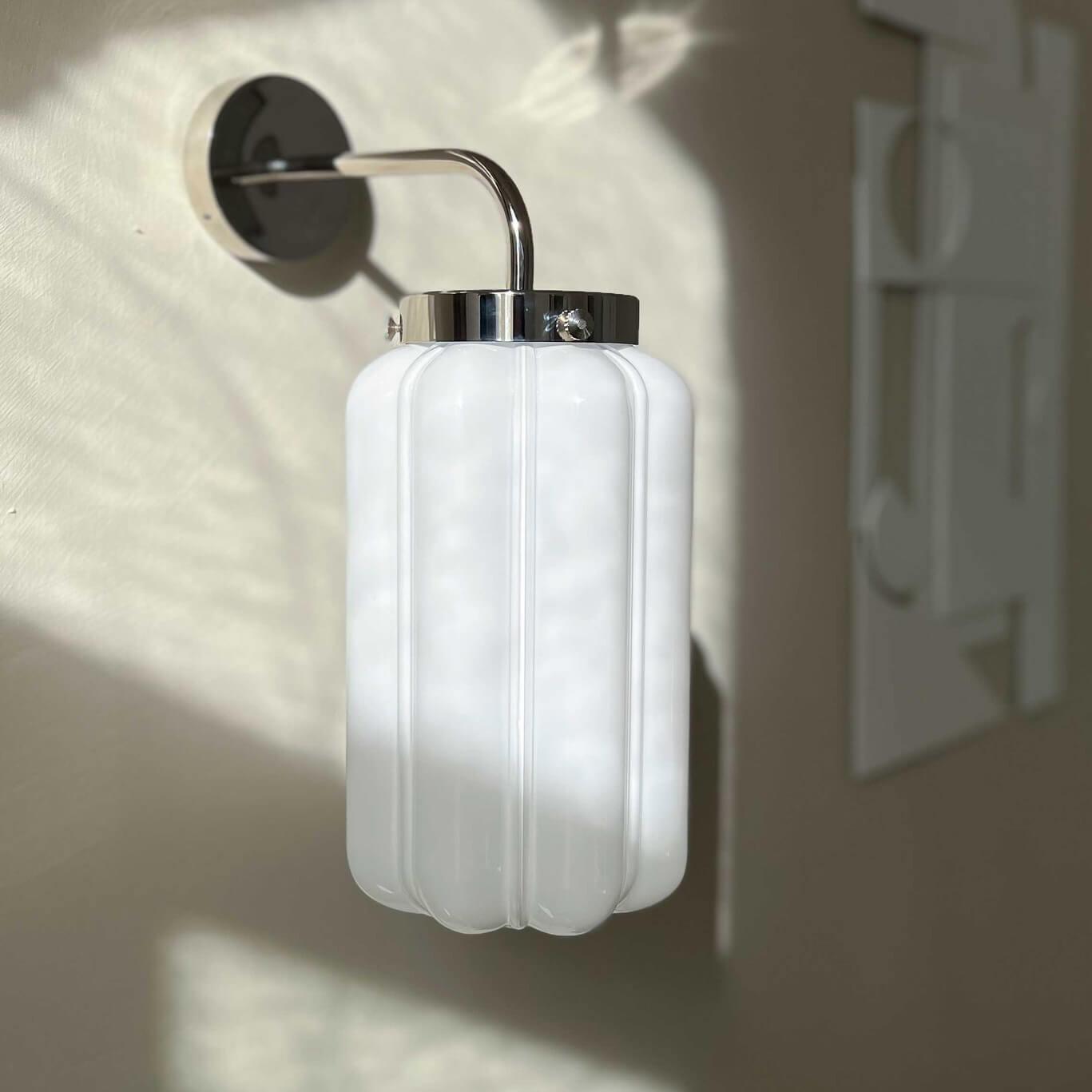 Kinkiet DECO nikiel Embassy Interiors Eye on Design