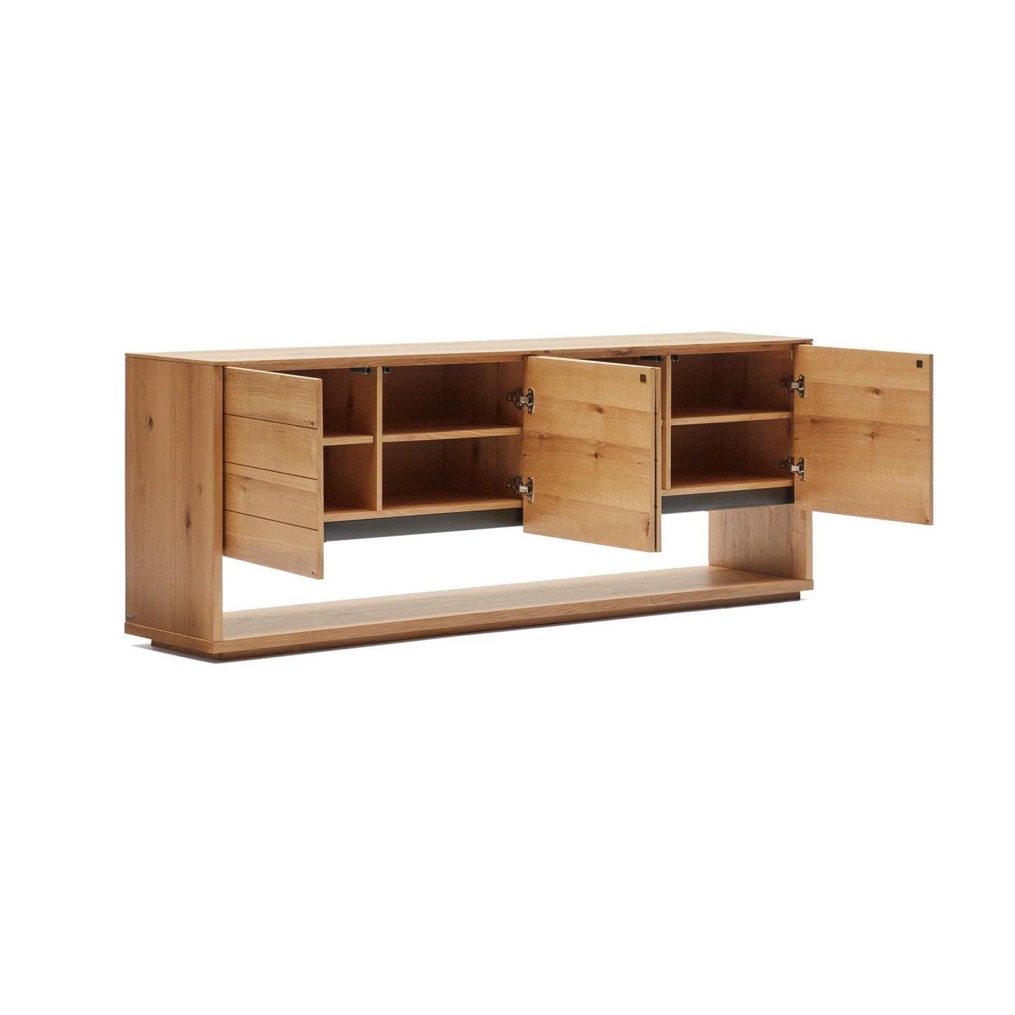 Komoda 4-drzwiowa ALGUEMA fornir dębowy La Forma Eye on Design