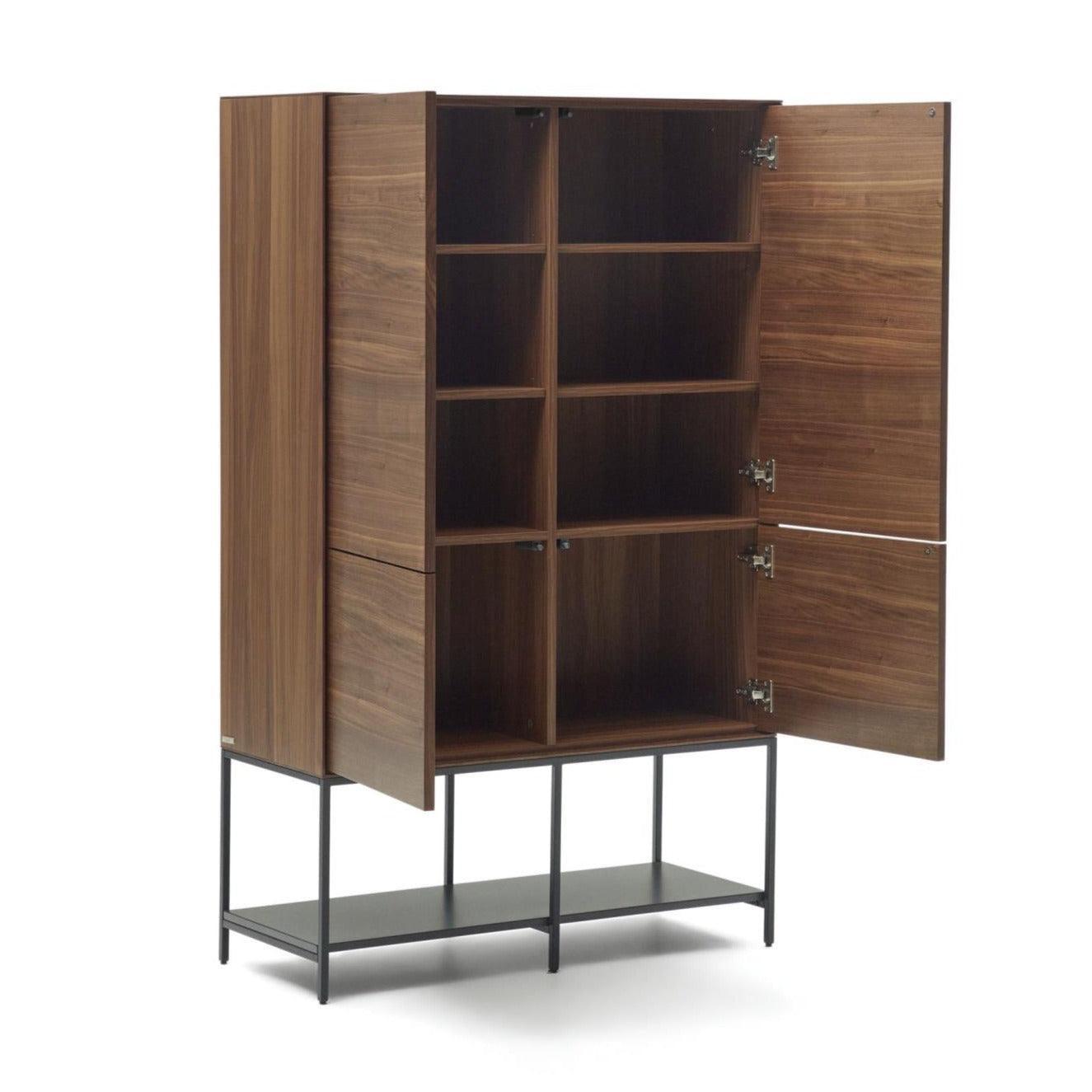 Komoda wysoka 4-drzwiowa VEDRANA fornir orzechowy La Forma Eye on Design