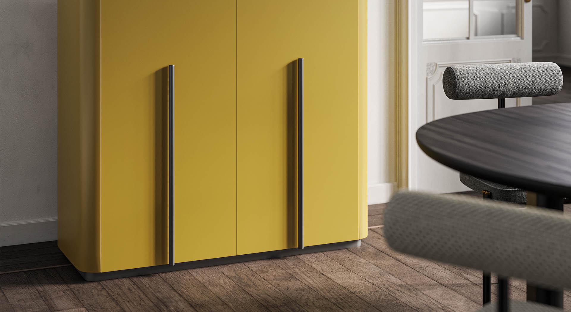 Komoda wysoka z cokołem CAILLOU jasnobrązowy Liu Jo Living Eye on Design