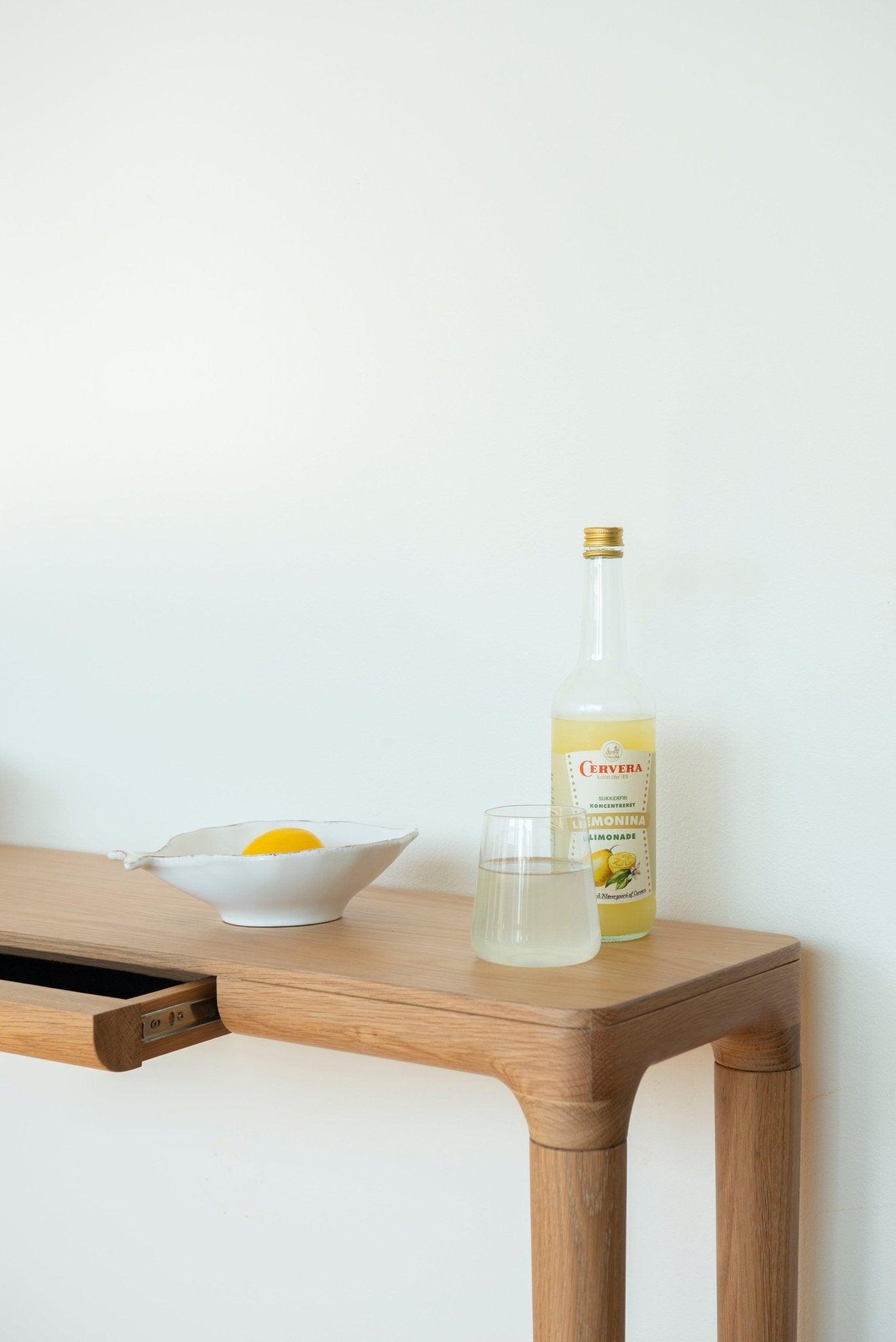 Konsola HEART'N'SOUL dębowy UMAGE Eye on Design