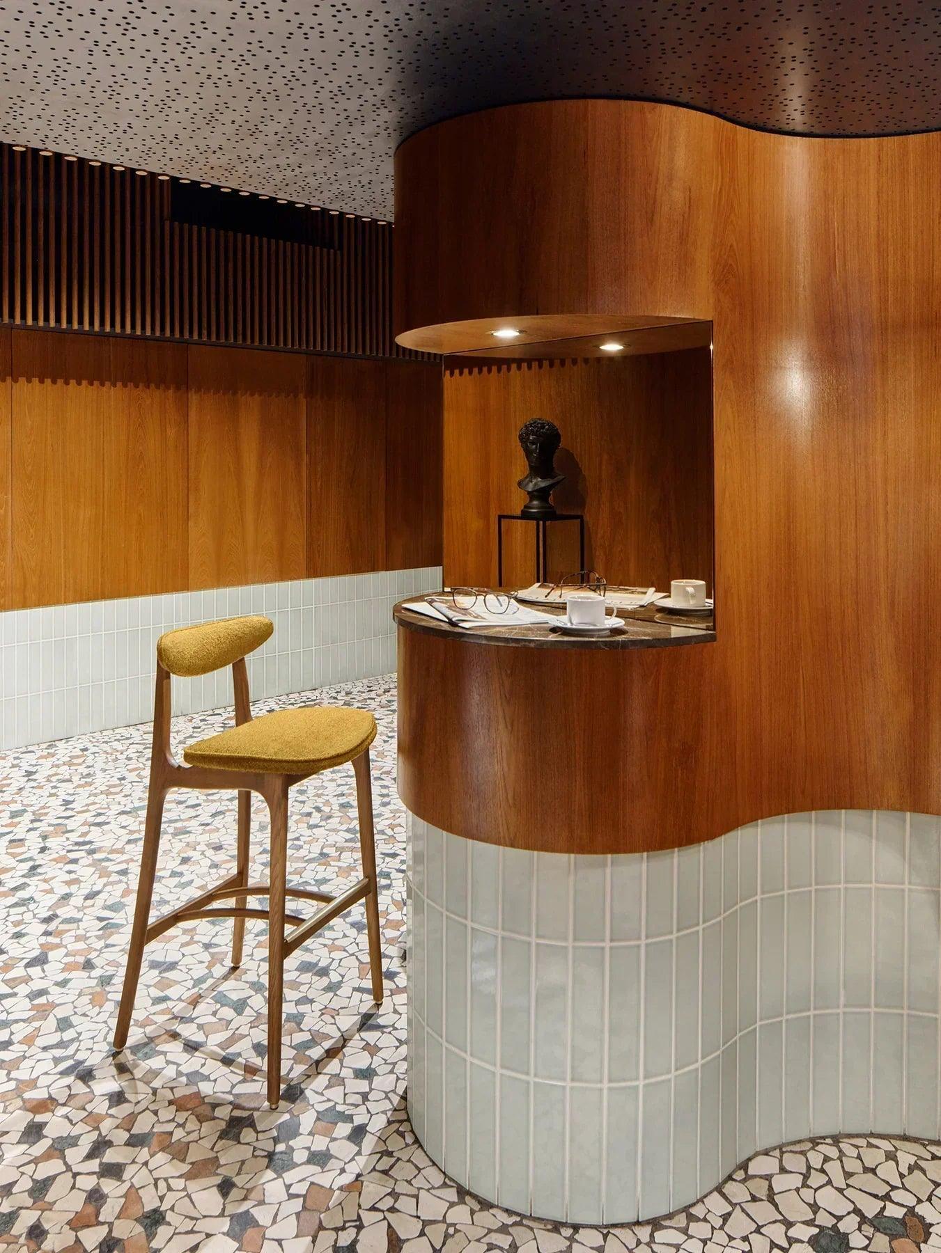 Krzesło barowe 200-190 żółty w tkaninie Shine Velvet Mustard 366 concept Eye on Design