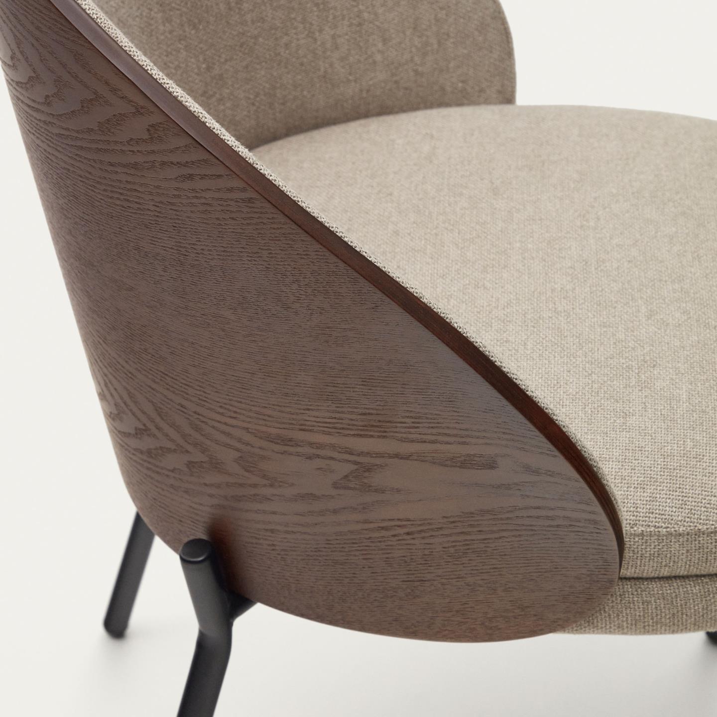 Krzesło EAMY jasnobrązowy z wykończeniem wenge La Forma Eye on Design