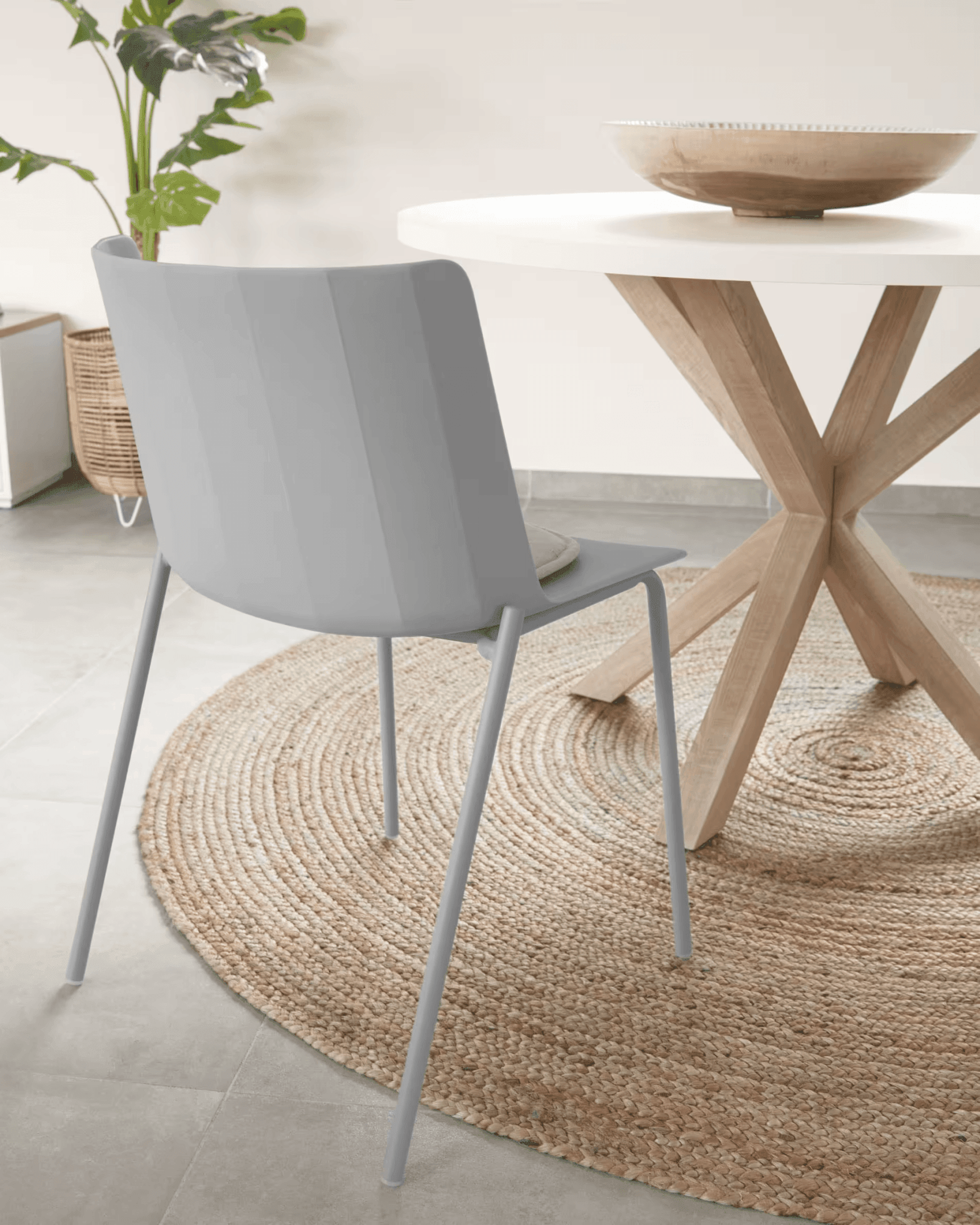 Krzesło HANNIA szary La Forma Eye on Design