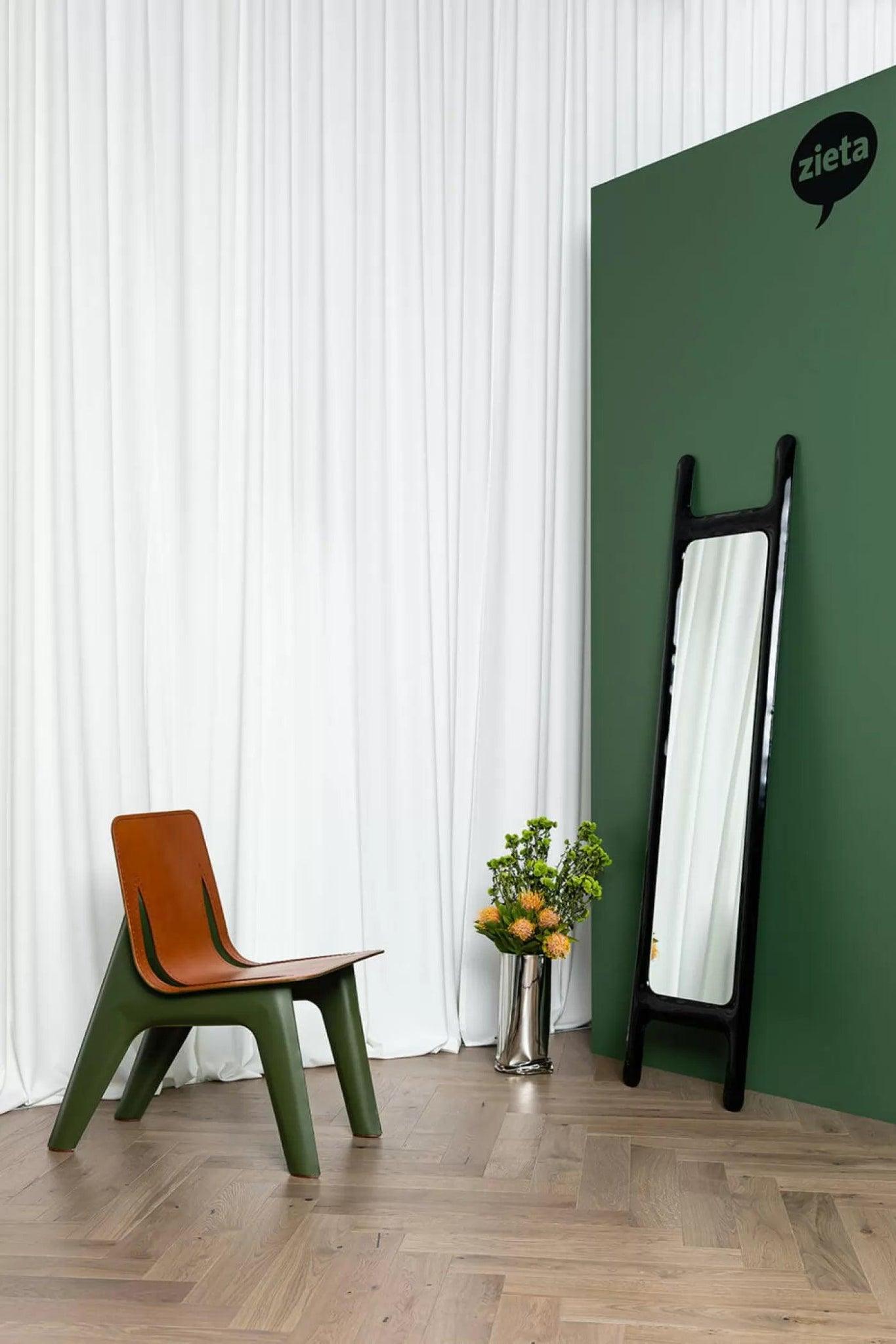 Krzesło J-CHAIR brązowy Zieta Studio Eye on Design